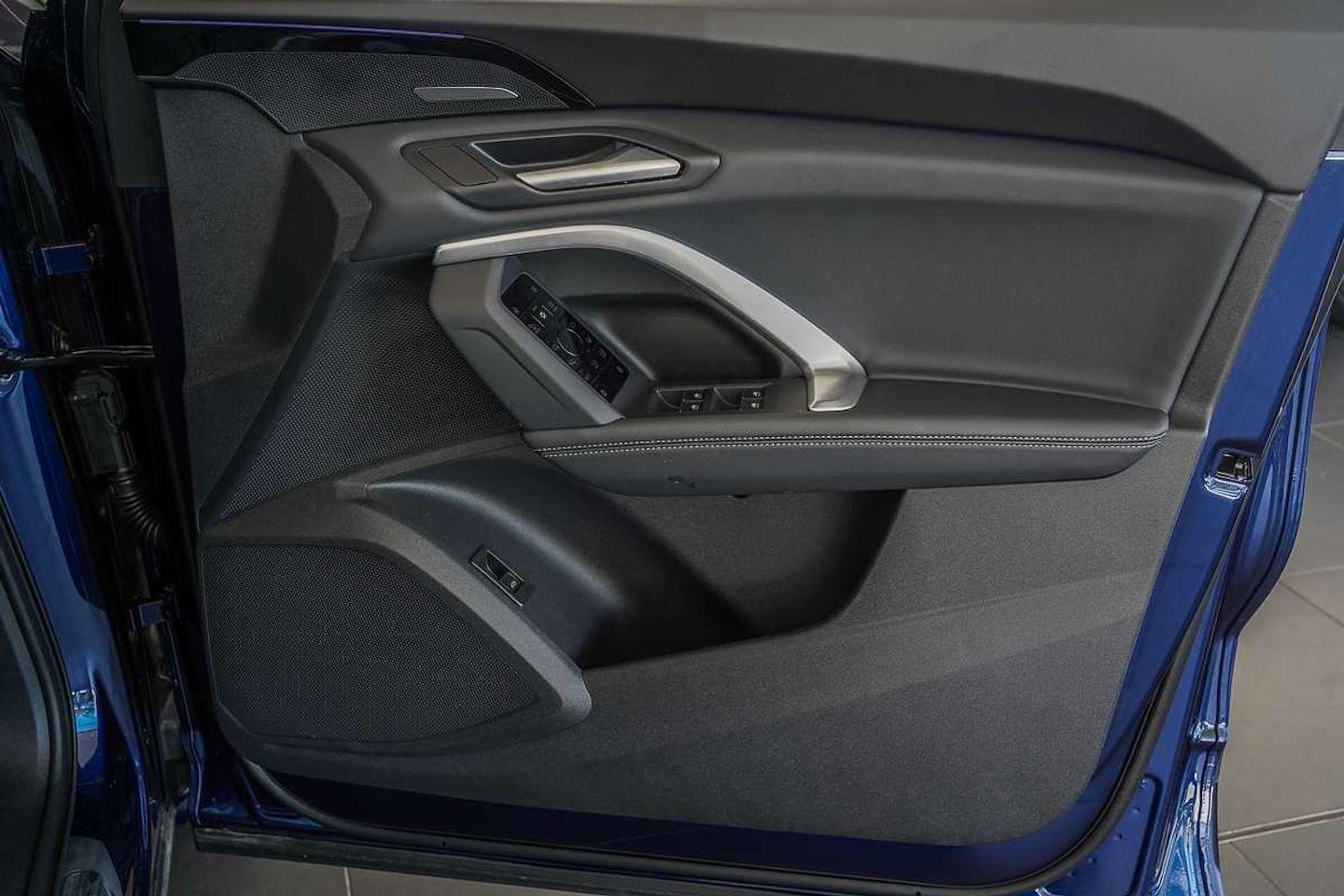 Image about Audi Q5 SUV TDI quattro 150 kW sport