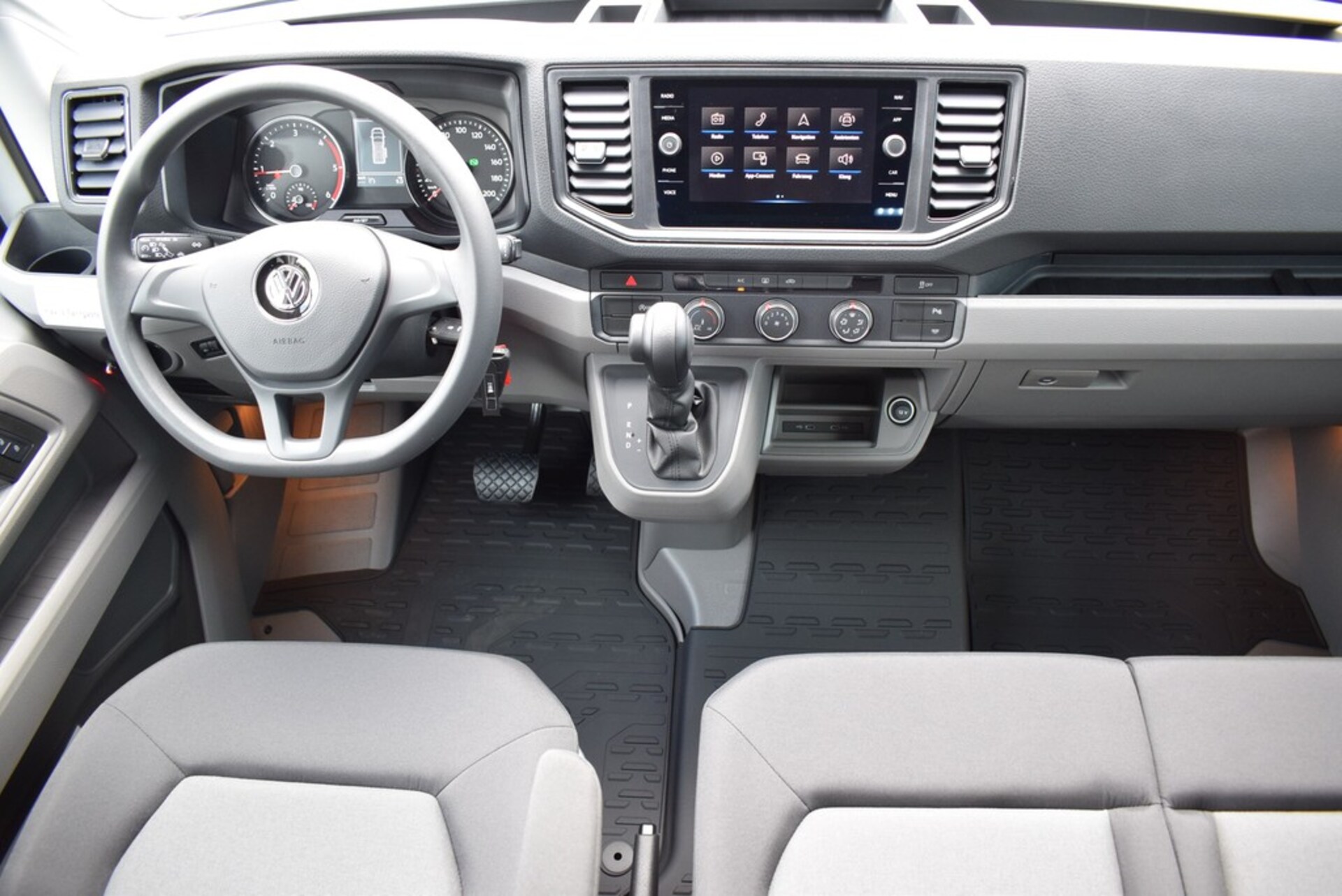 Volkswagen Crafter Kasten mittlerer Radstand