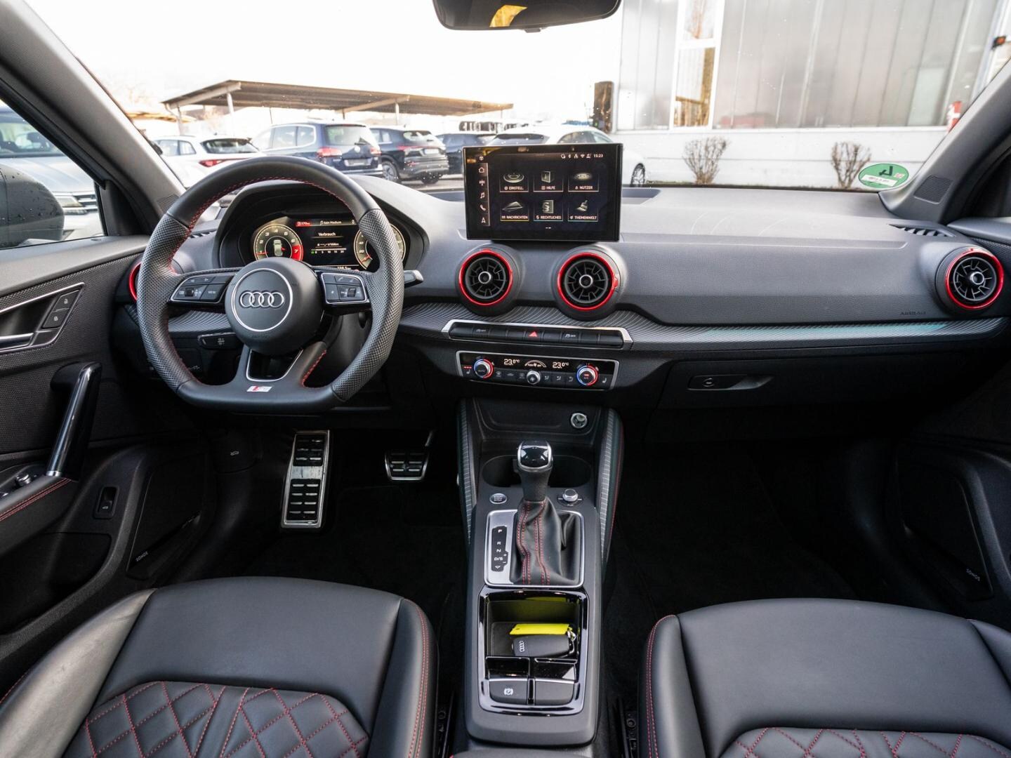 Bild über Audi Q2 S line 35 TFSI S tronic - für weitere Informationen kontaktieren Sie den Audi Partner