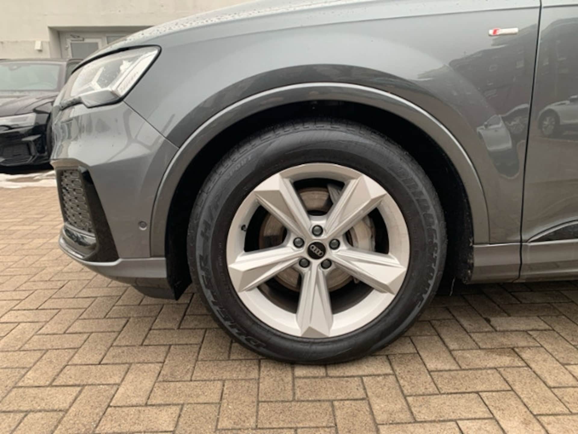 Audi Q7 SUV S line