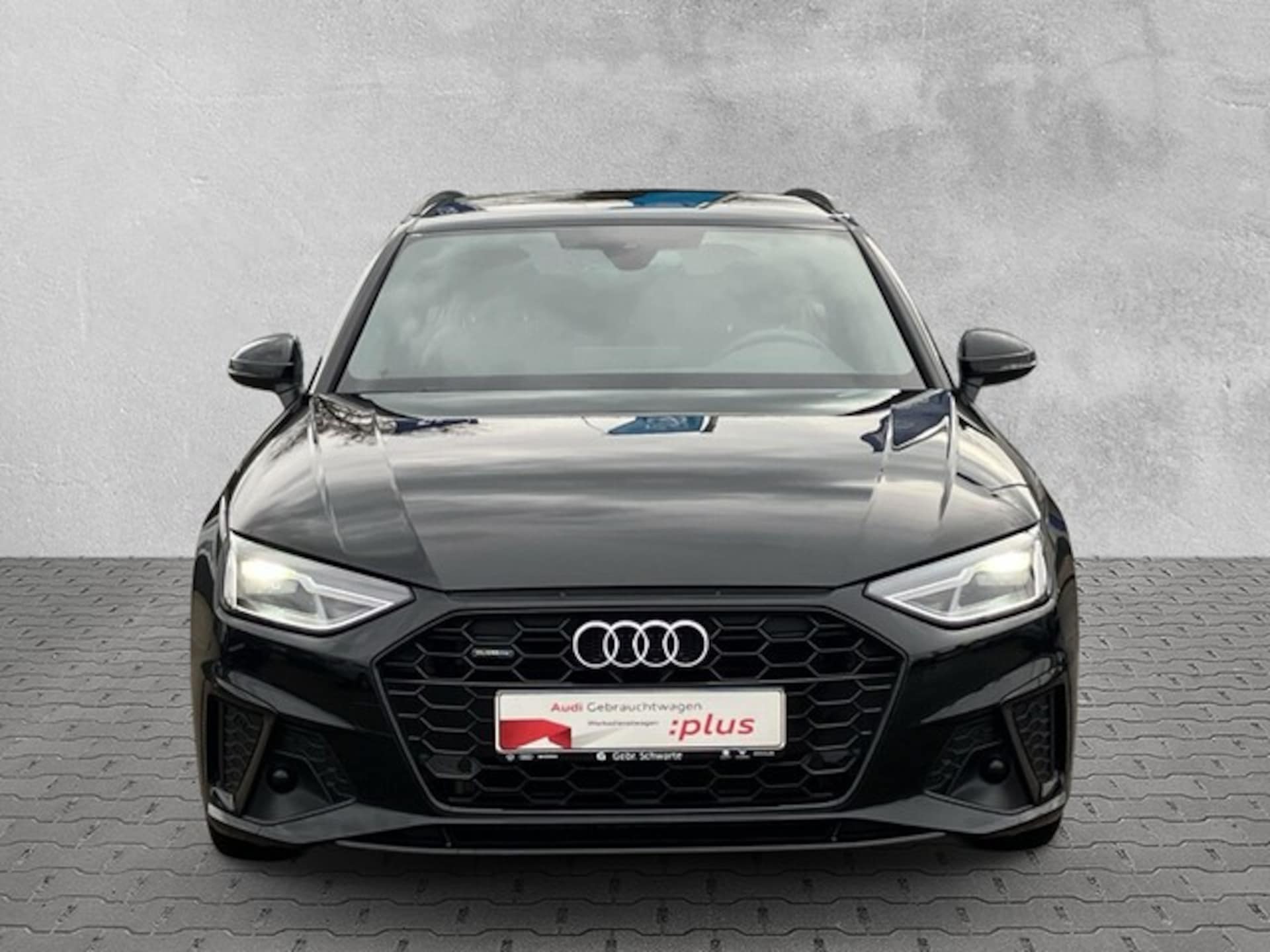 Audi A4 Avant S line