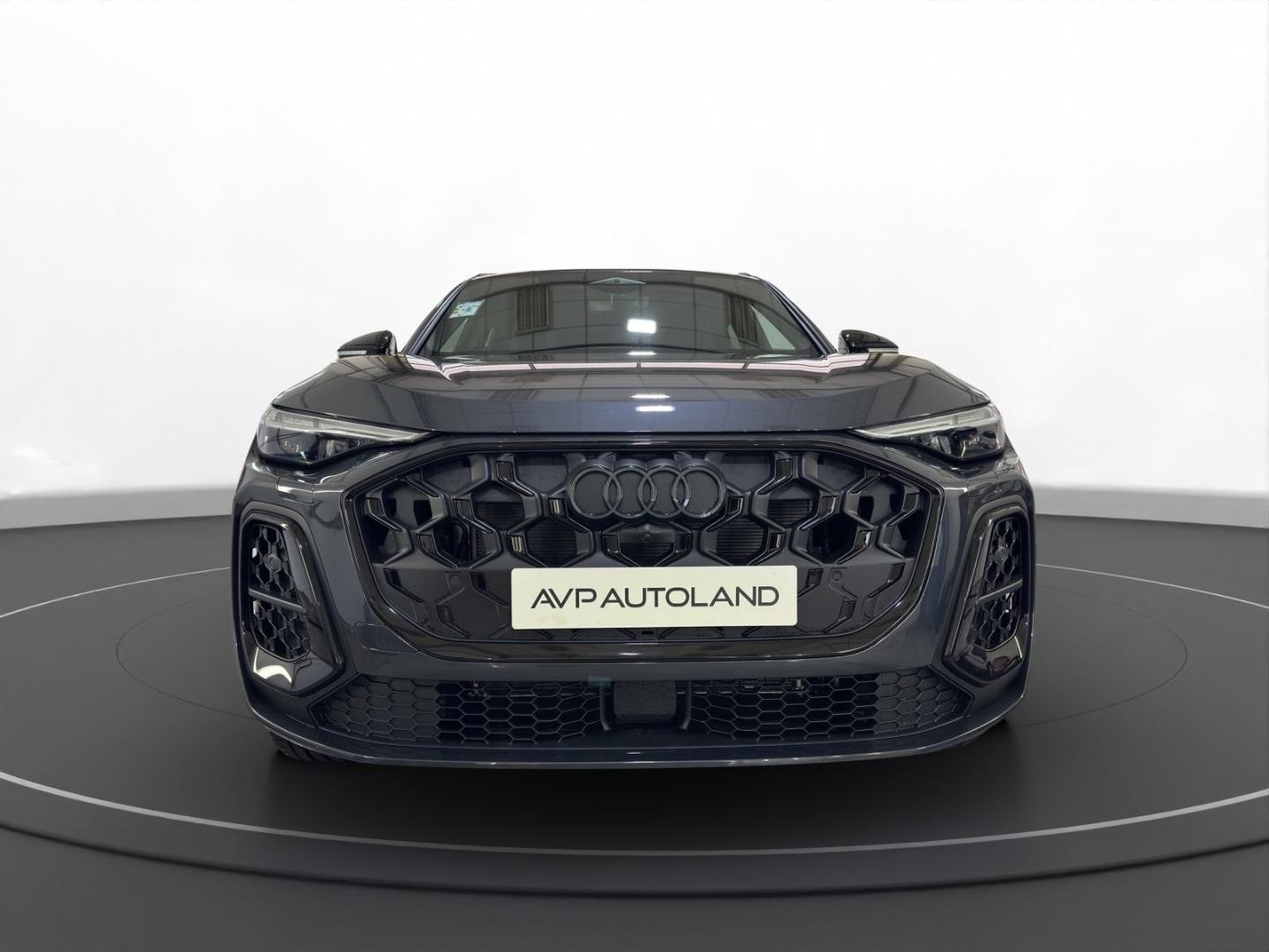 Bild über Audi Q5 SUV TDI quattro 150 kW S tronic - für weitere Informationen kontaktieren Sie den Audi Partner
