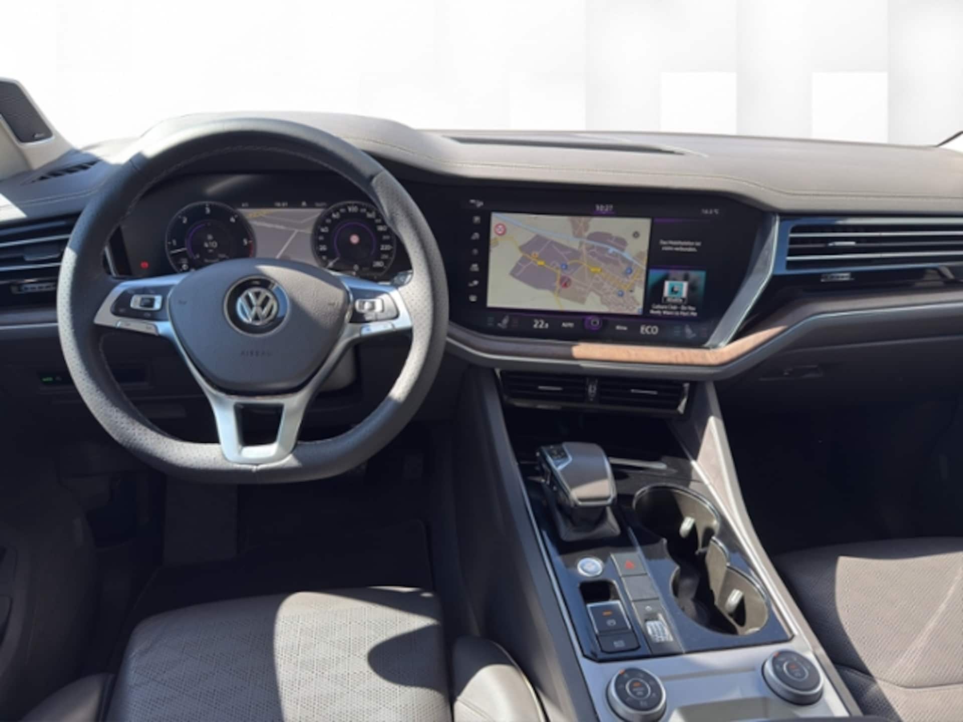 Volkswagen Touareg Basis-Modell