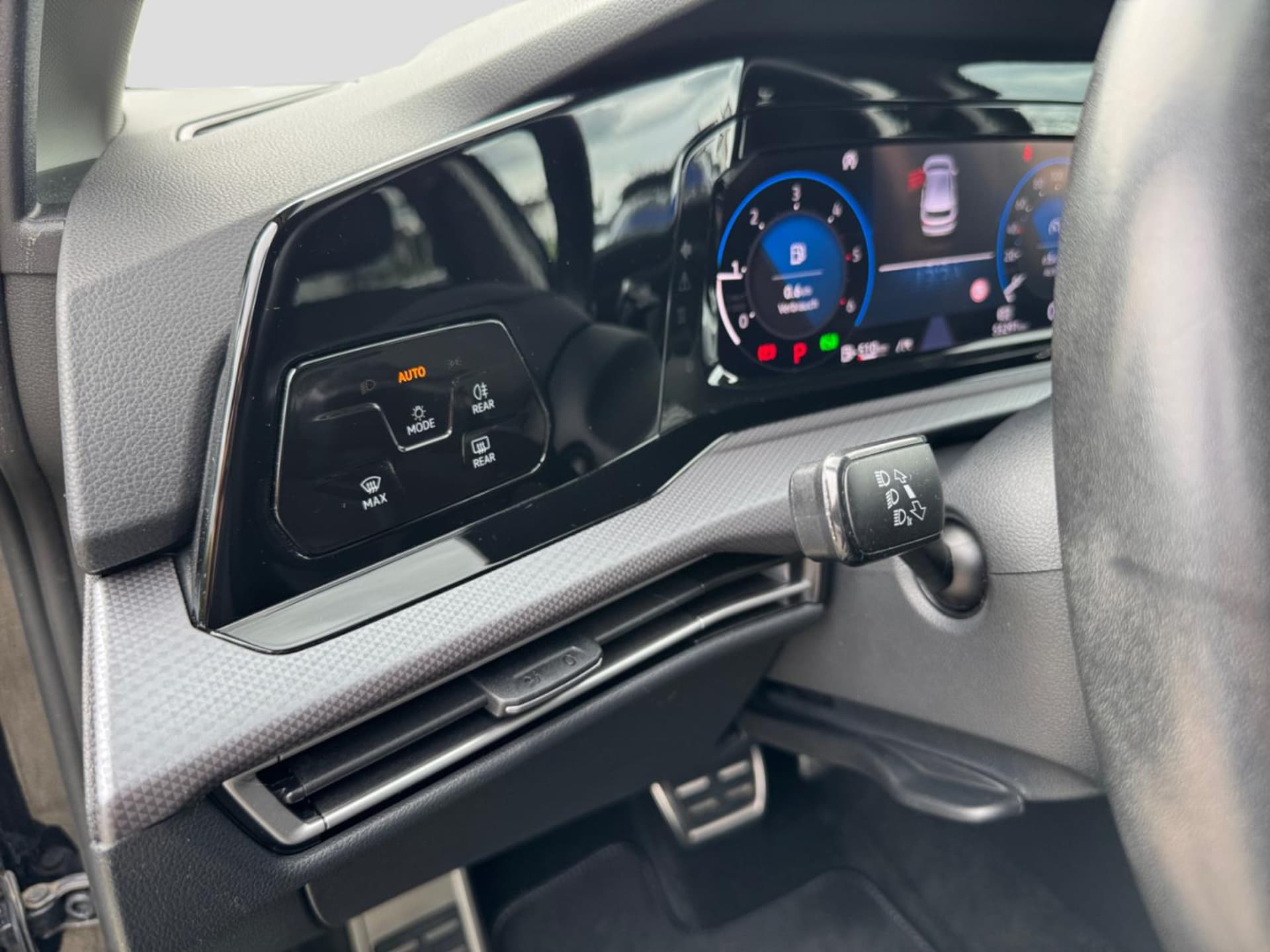 Volkswagen Golf Active