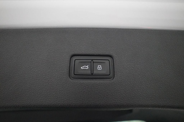 2027 Audi Q8 Premium Plus - Photo 15