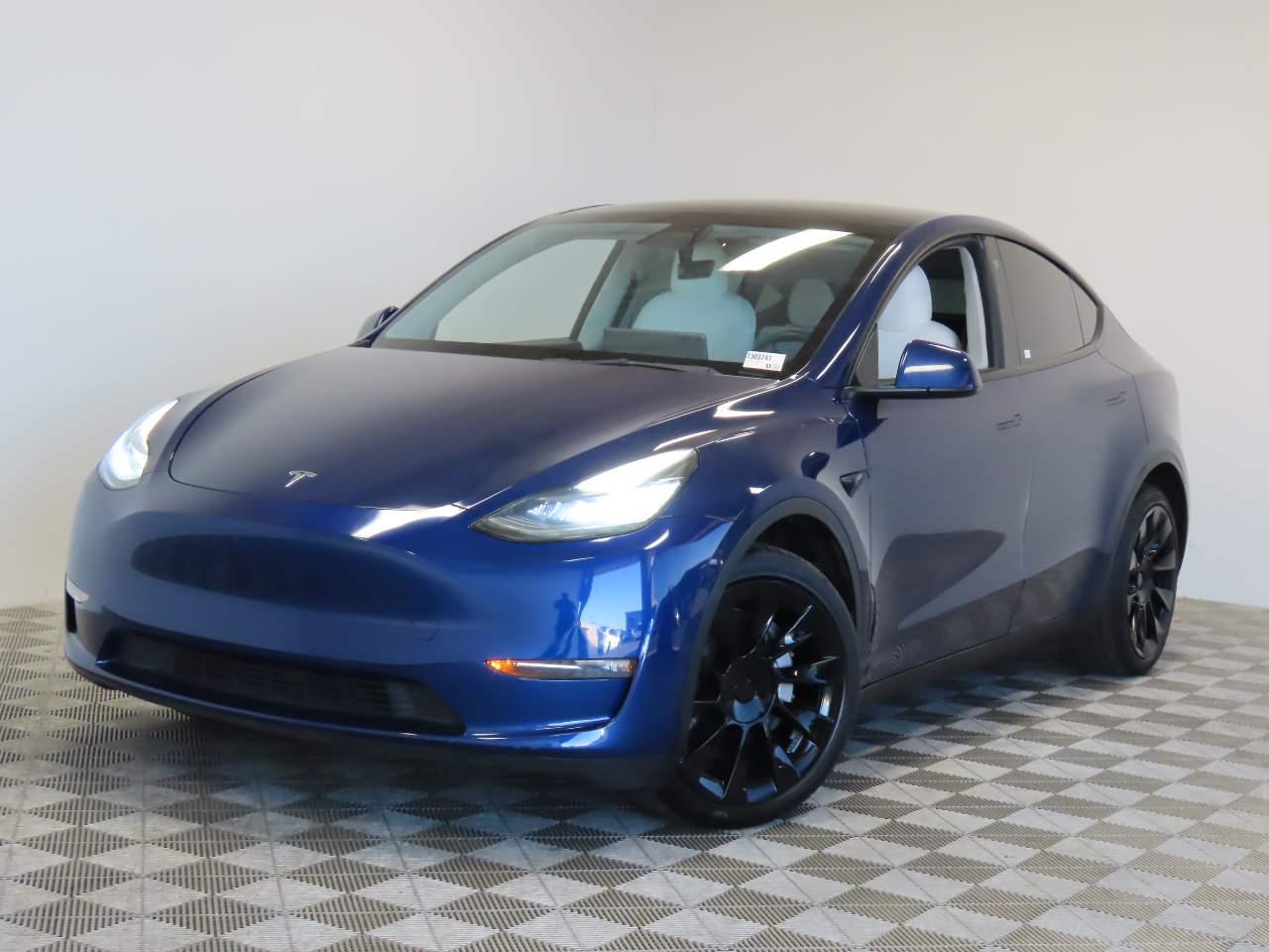 2021 Tesla Model Y Long Range Dual Motor All-Wheel Drive's photo