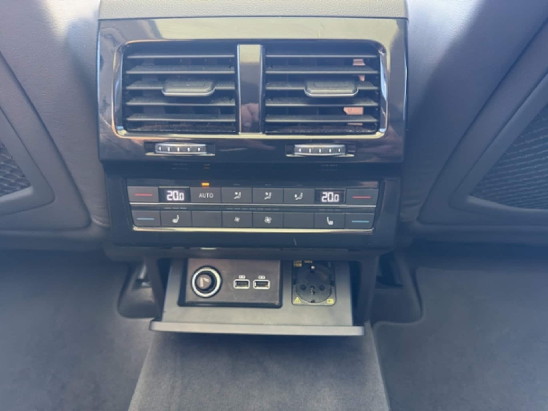 Volkswagen Touareg Basis-Modell
