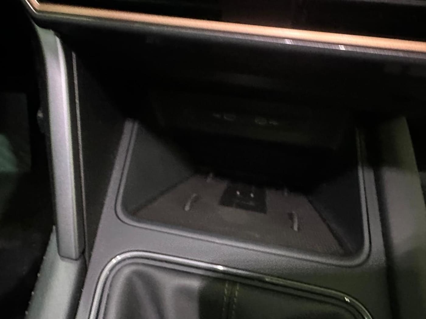 CUPRA Leon Sportstourer 1.5 eTSI DSG 110 kW (150 CV) — photo 9