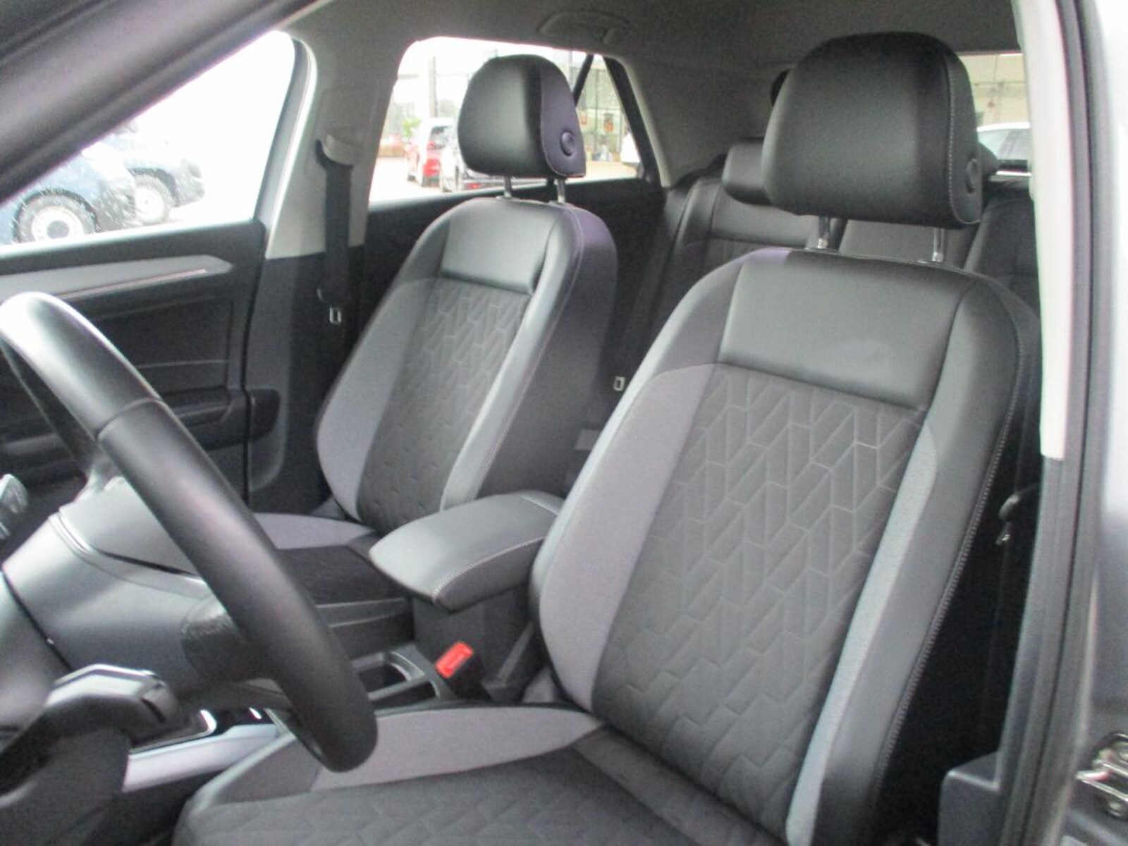 Volkswagen T-Roc – Bild 9