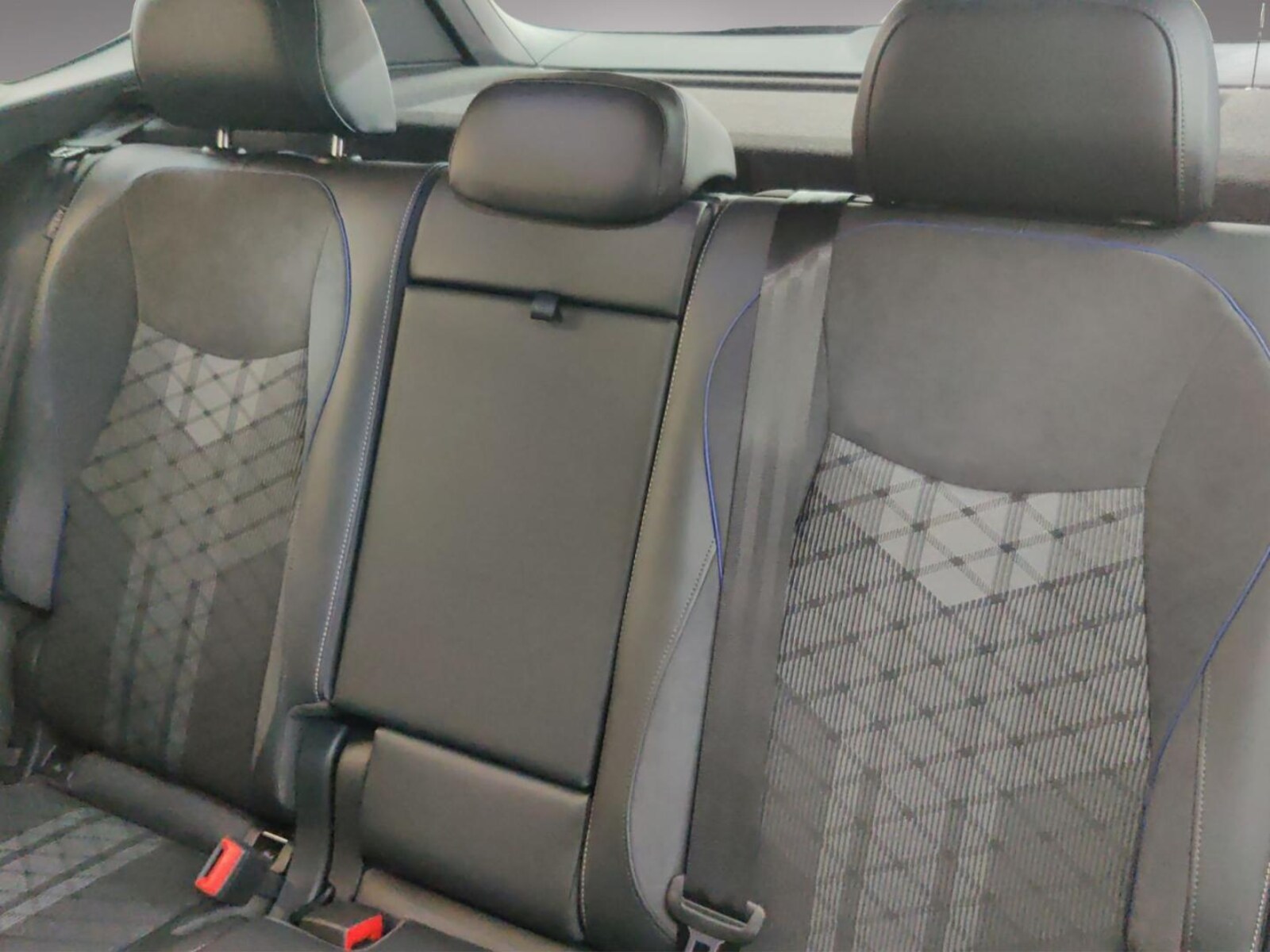 Volkswagen Tiguan – Bild 13