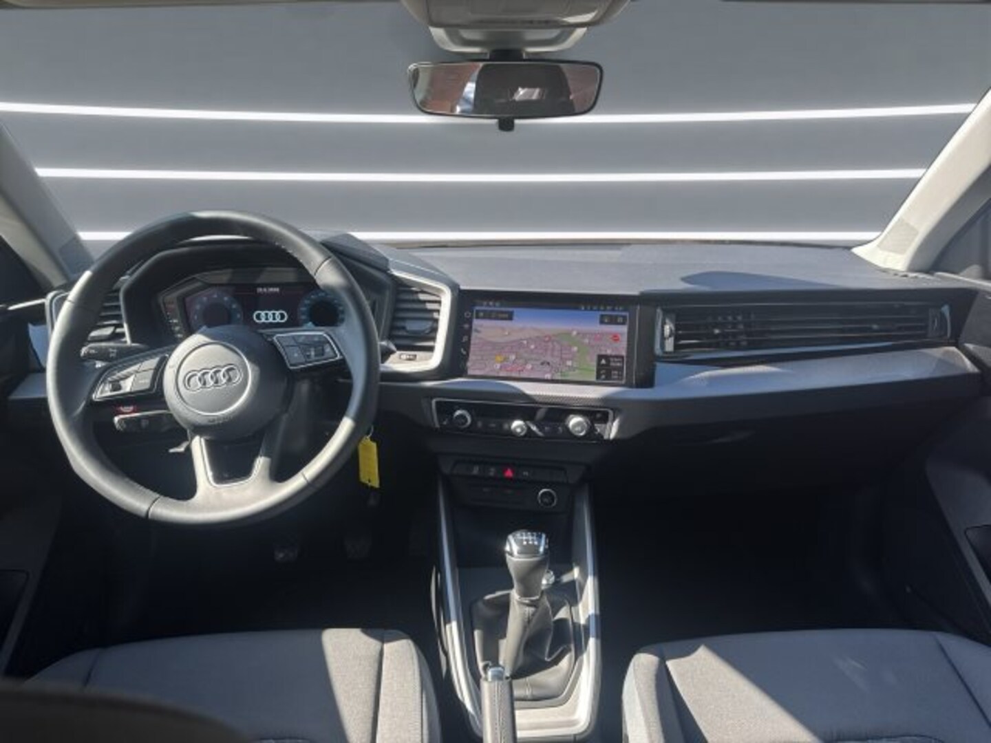 Bild über Audi A1 allstreet 30 TFSI Schaltgetriebe - für weitere Informationen kontaktieren Sie den Audi Partner