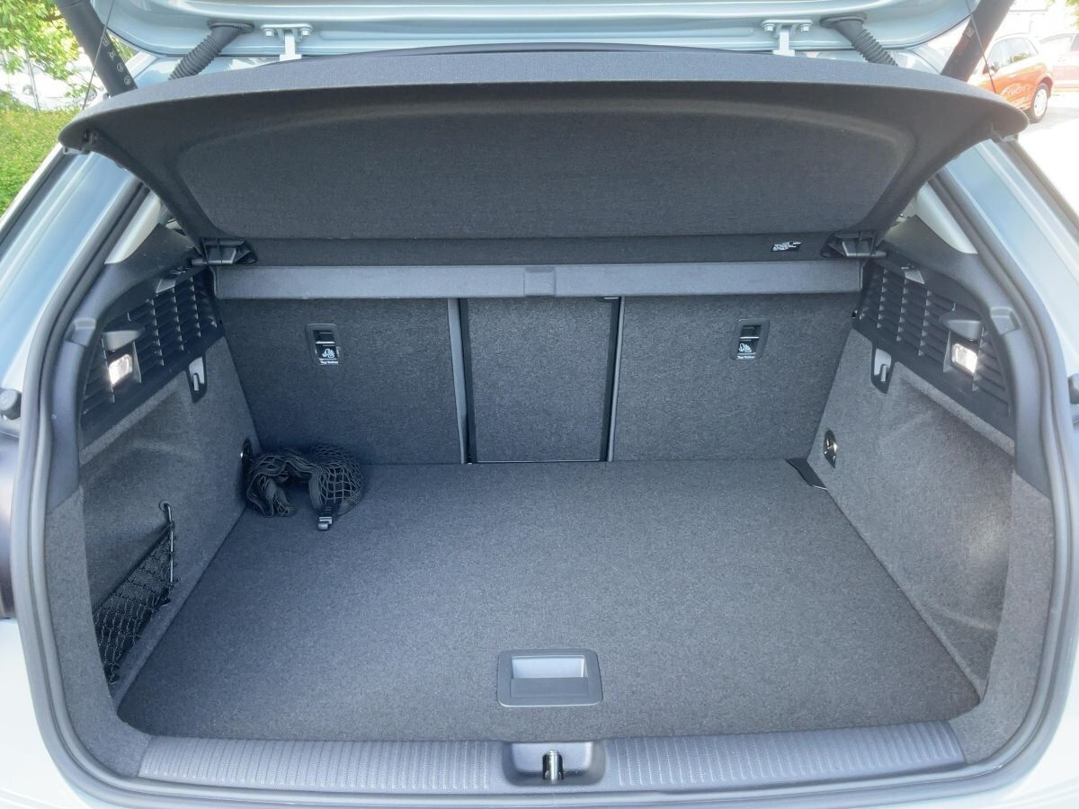 Image about Audi Q2 advanced 30 TFSI Schaltgetriebe