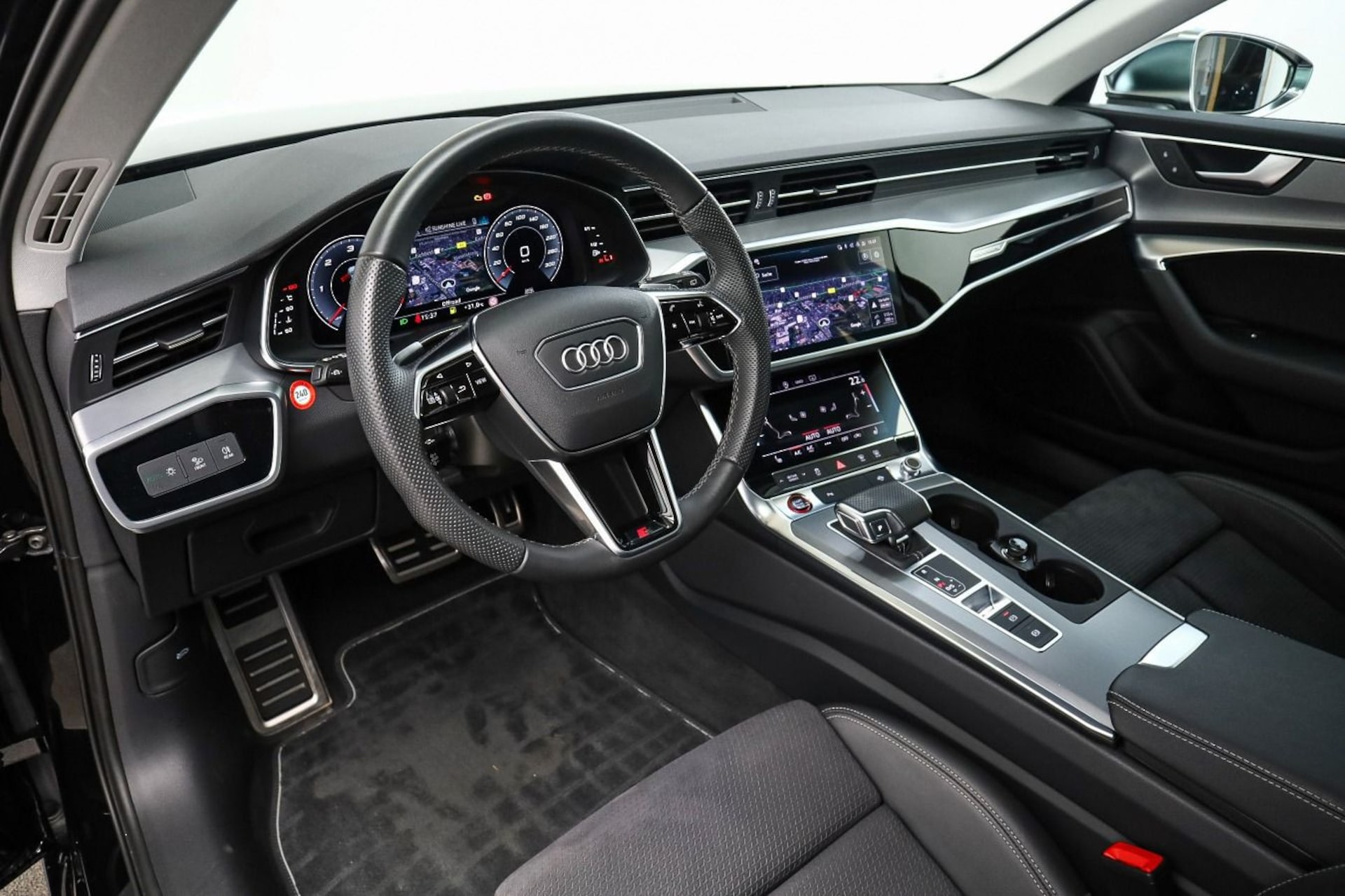 Audi S6 Avant