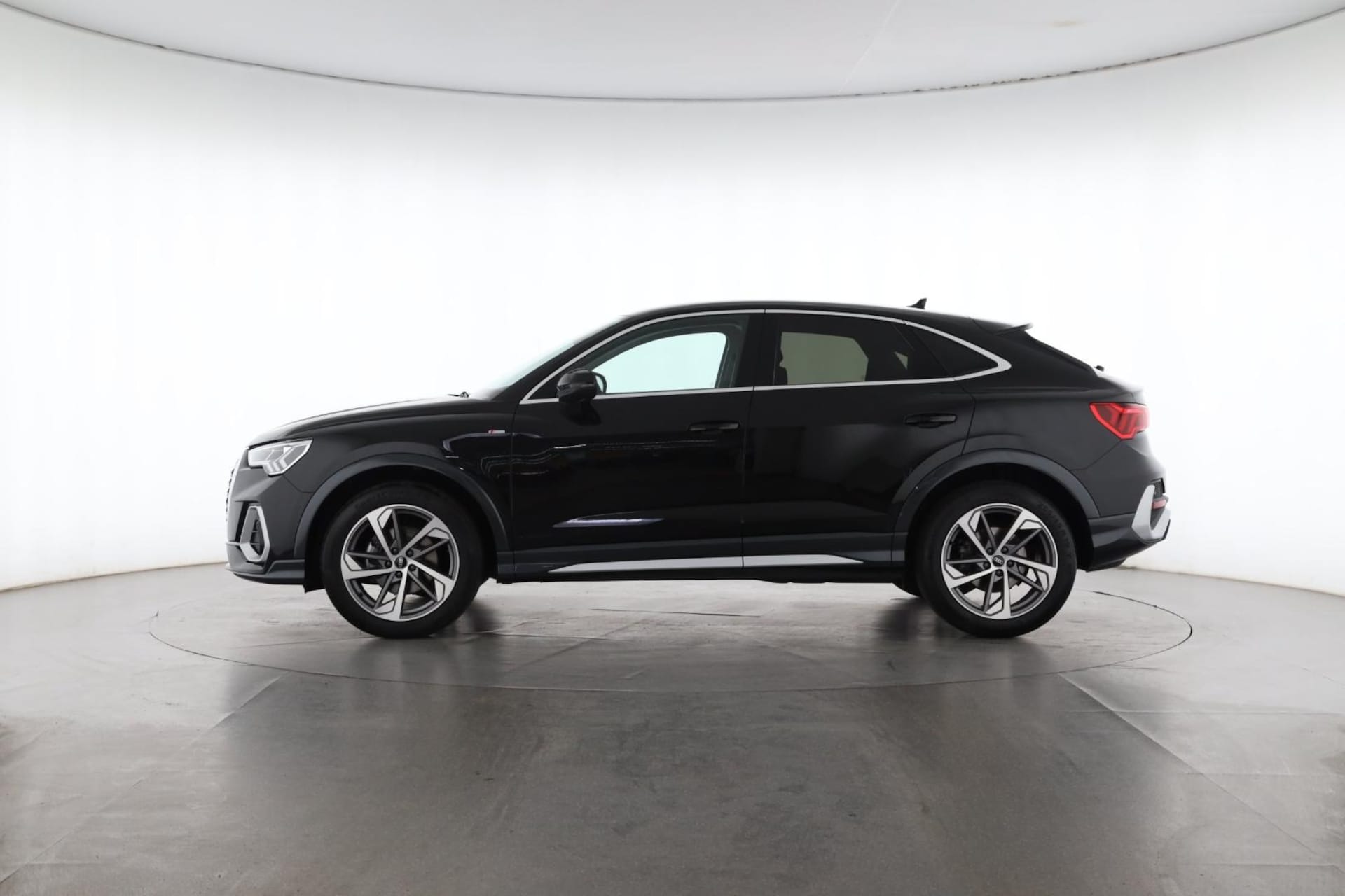 Audi Q3 Sportback S line