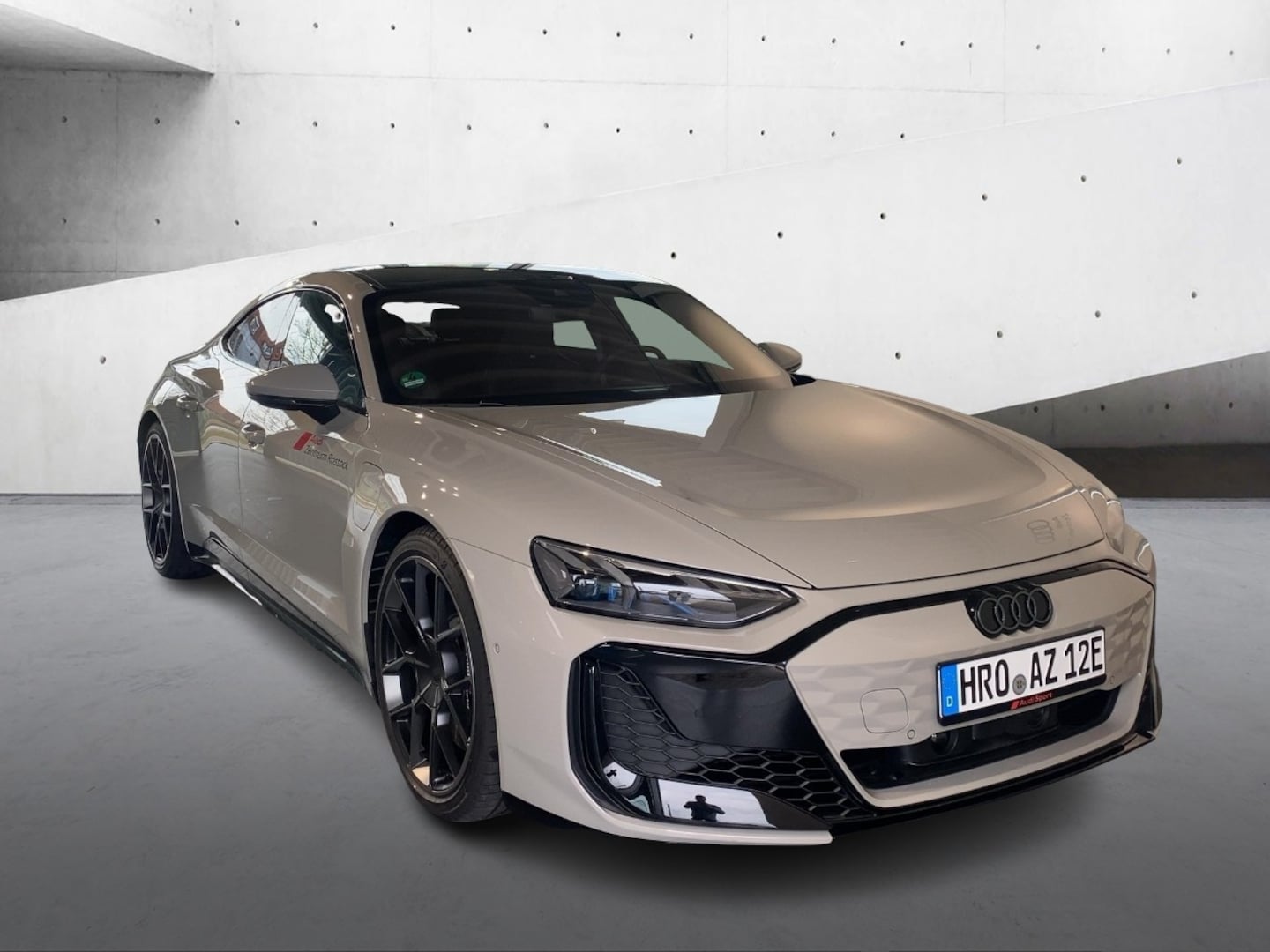 Bild über Audi RS e-tron GT e-tron quattro performance 620 kW - für weitere Informationen kontaktieren Sie den Audi Partner
