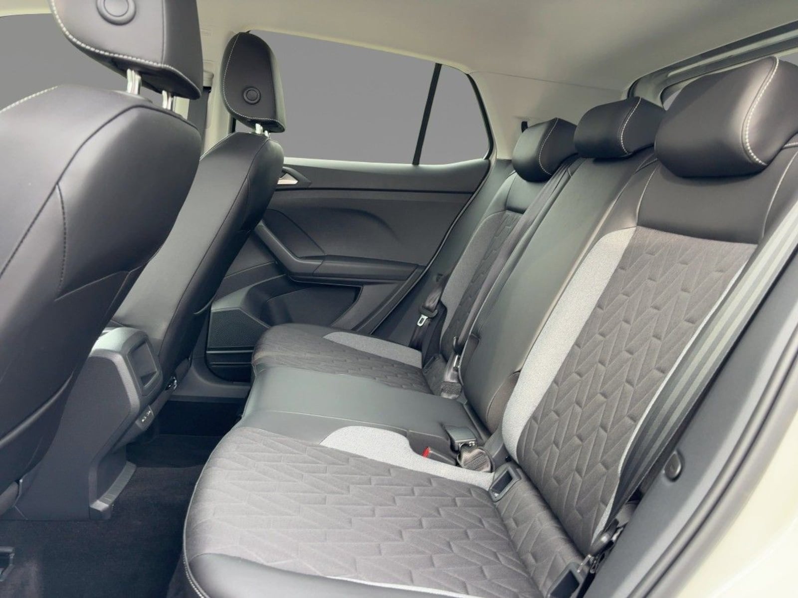 Volkswagen T-Cross – Bild 9