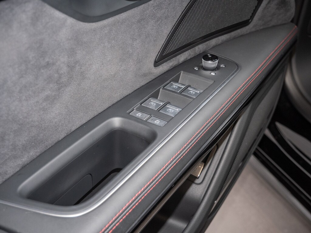 Image about Audi S8 TFSI quattro tiptronic