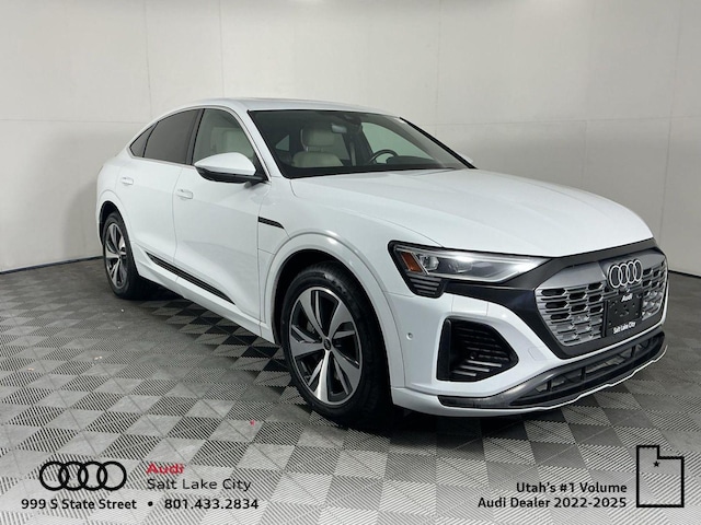 Photo of 2024 Audi Q8 Sportback e-tron 