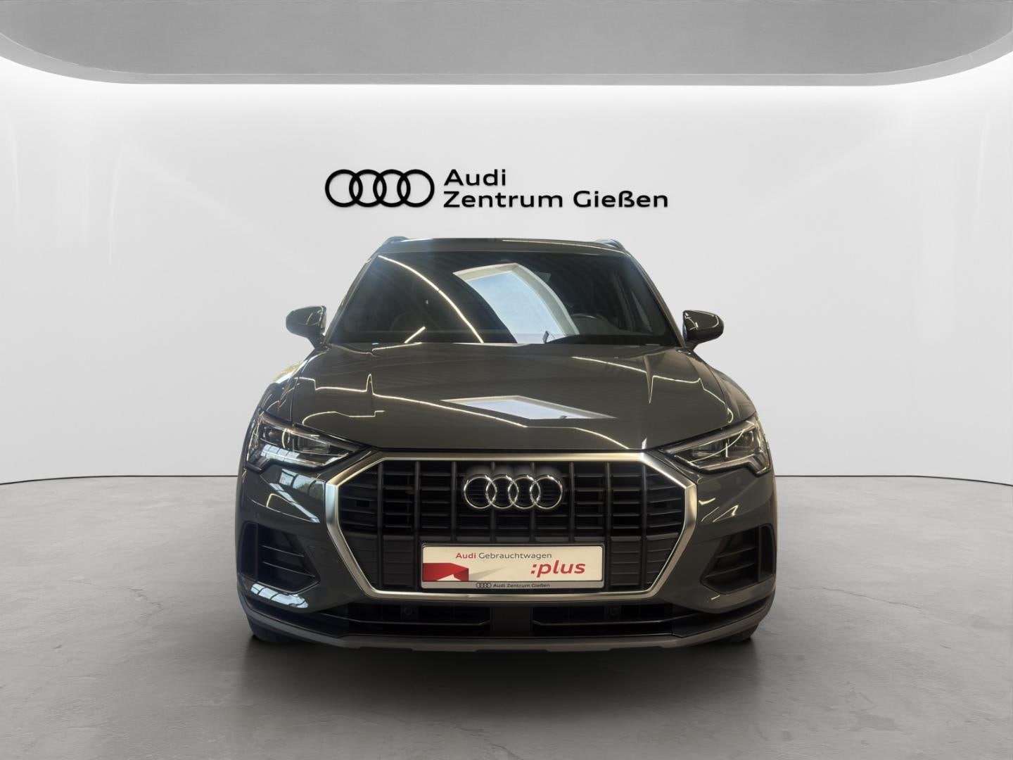 Bild über Audi Q3 TFSI e 45 TFSI e S tronic - für weitere Informationen kontaktieren Sie den Audi Partner