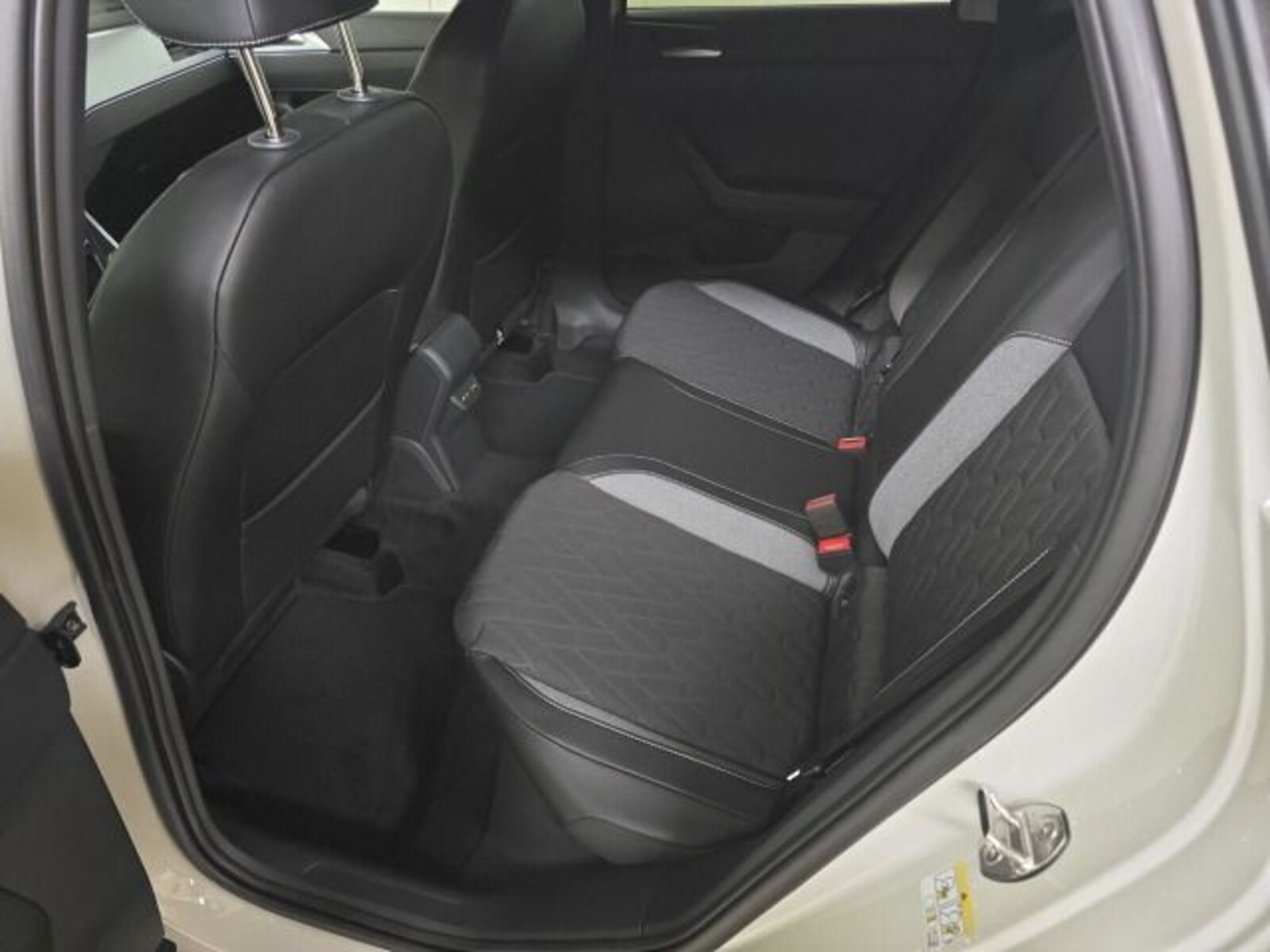 Volkswagen Polo – Bild 9
