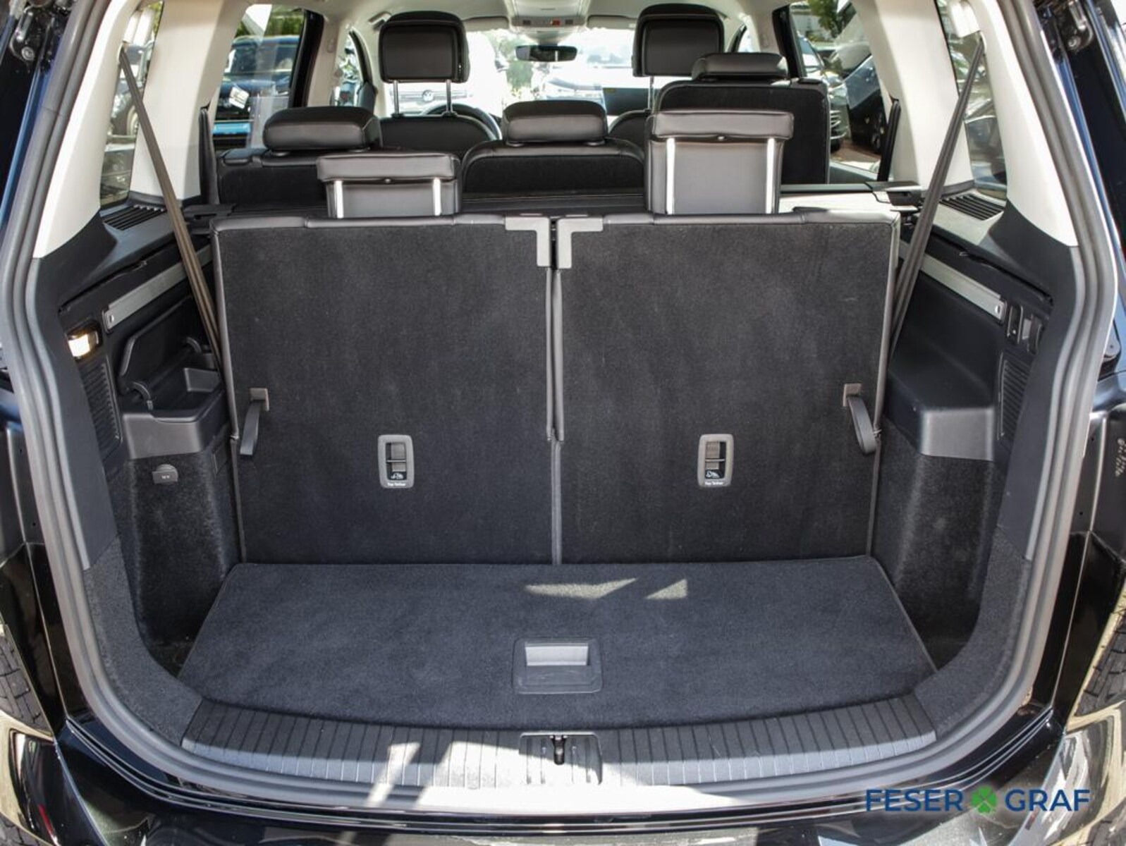 Volkswagen Touran – Bild 6