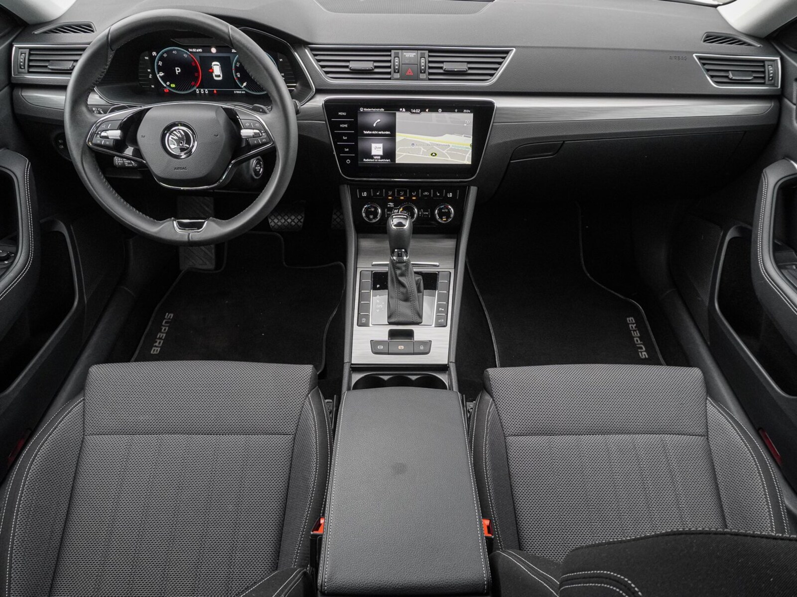 Škoda Superb Combi – Bild 10