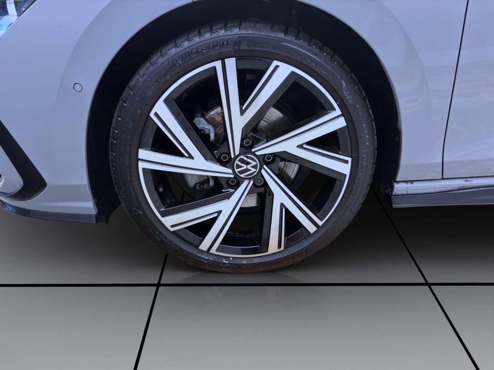 Volkswagen Golf Variant – Bild 9