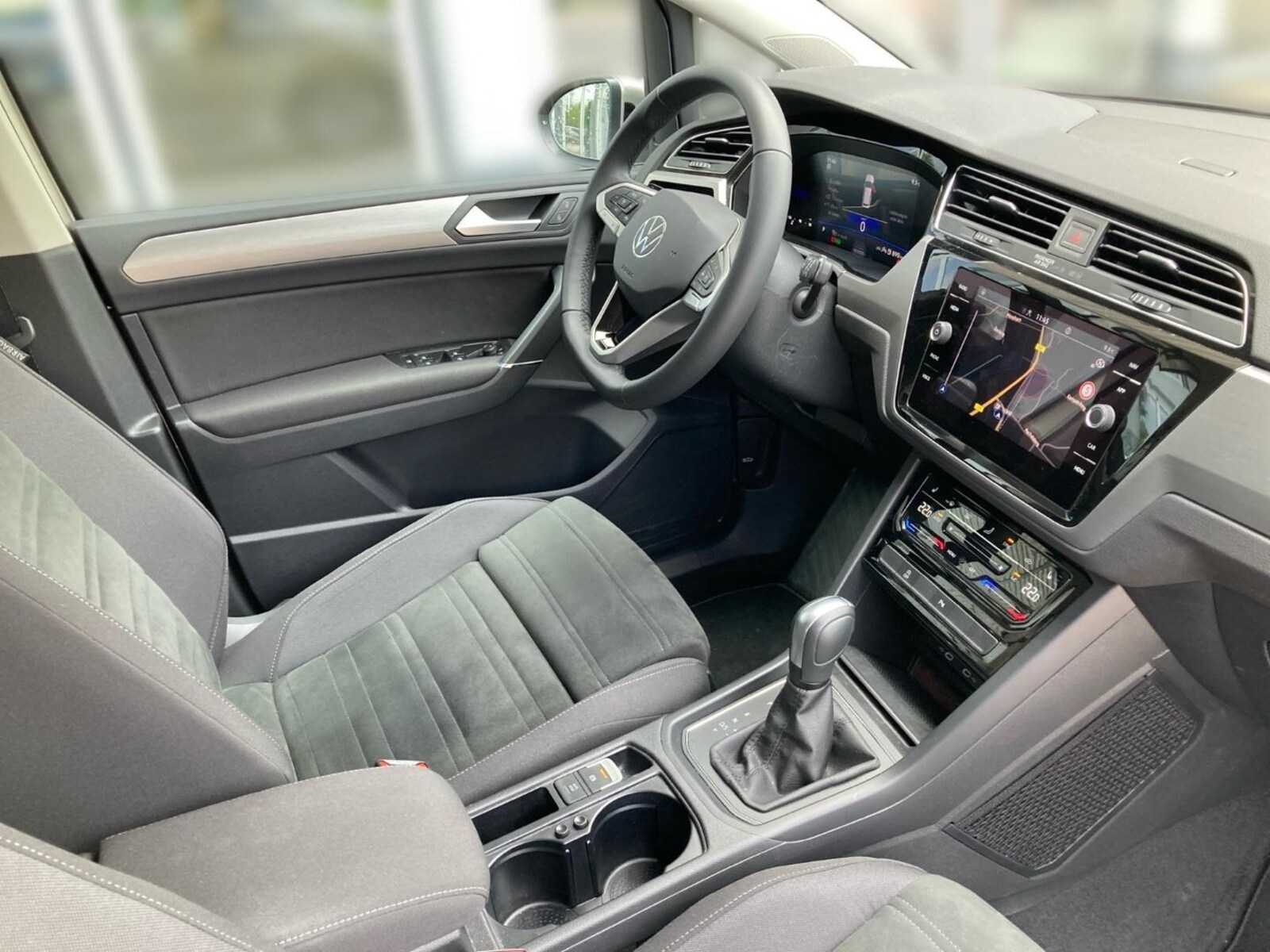 Volkswagen Touran – Bild 9