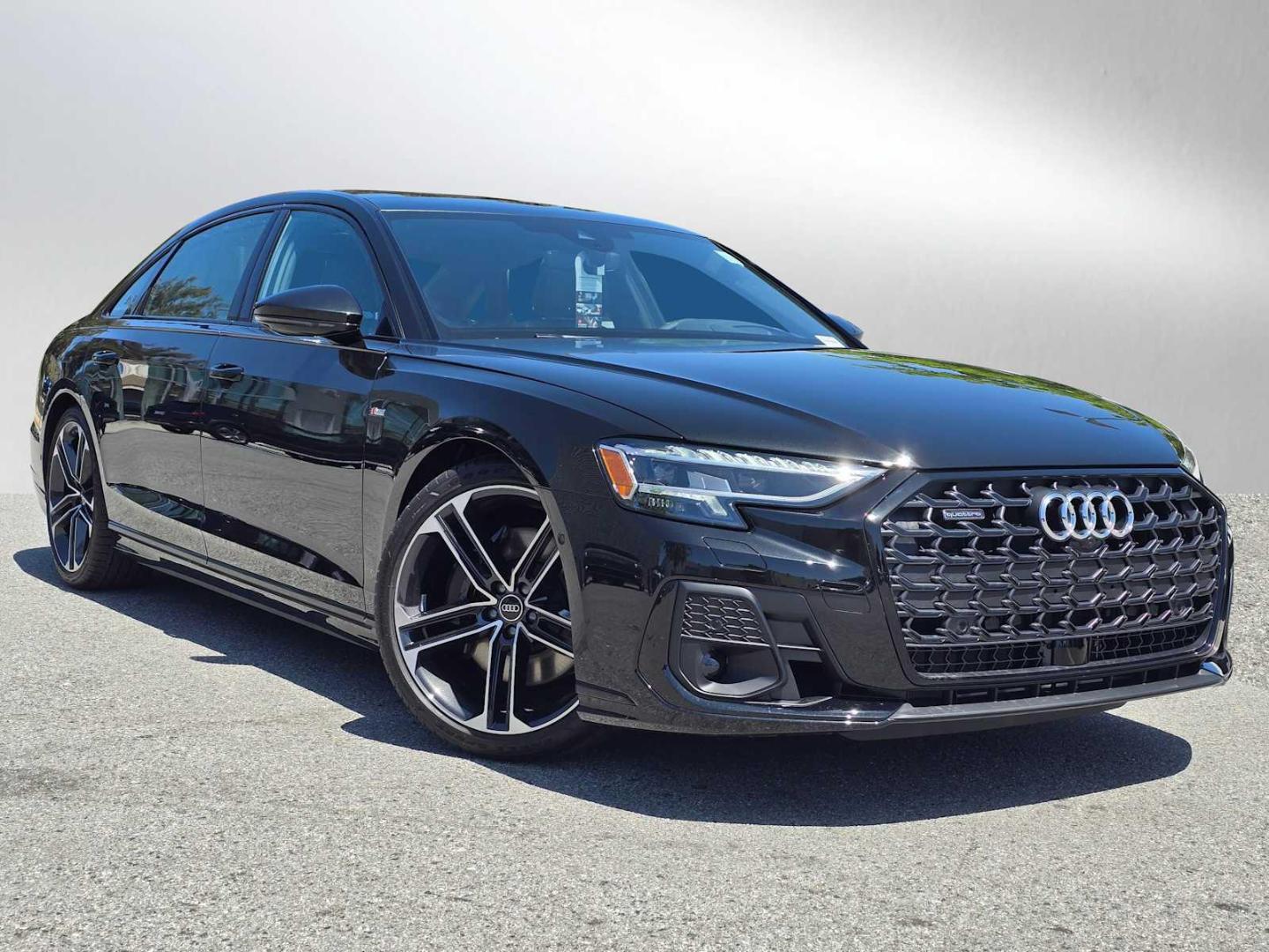 2025 Audi A8 55 TFSI L quattro Tiptronic's photo