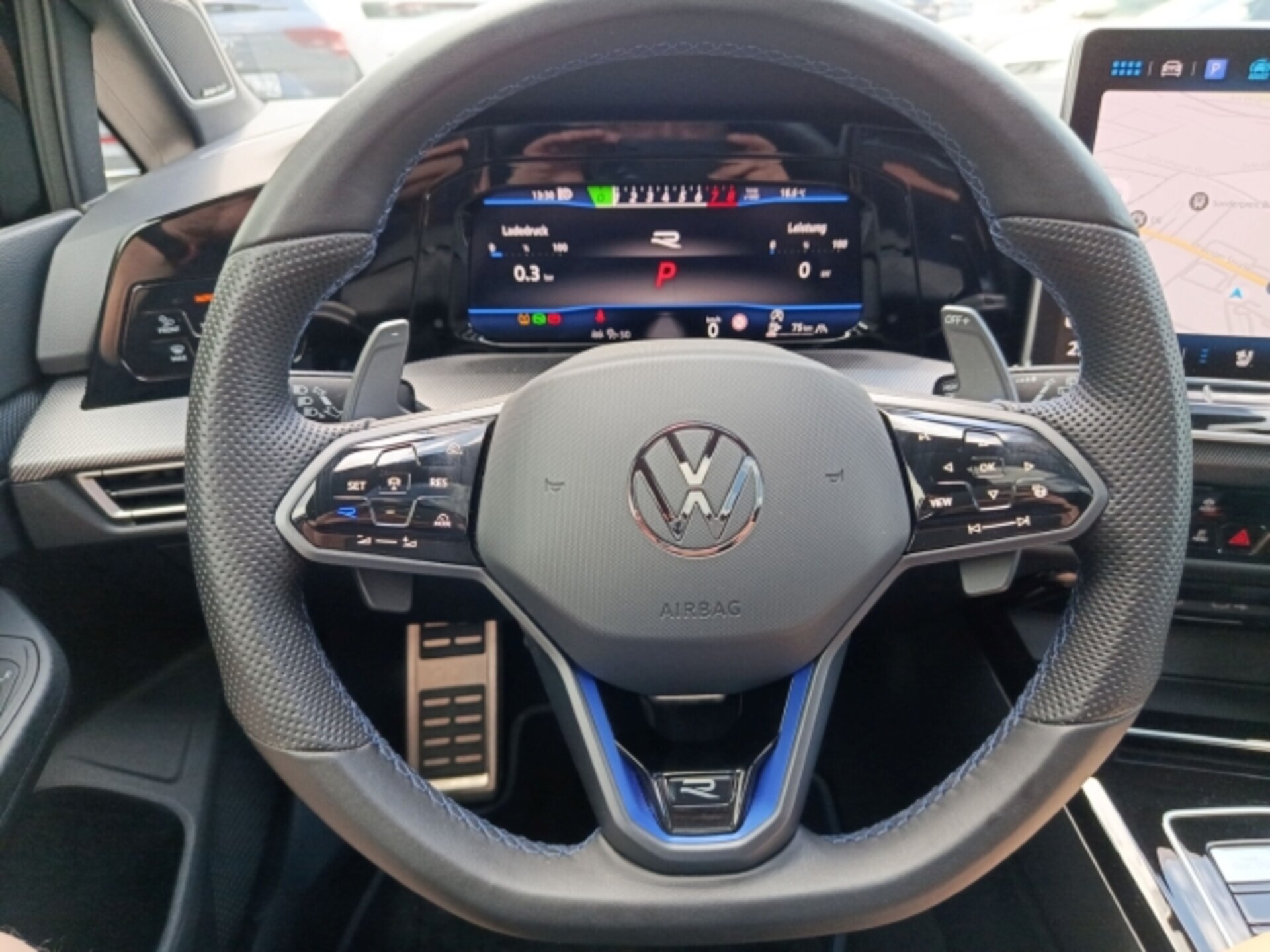 Volkswagen Golf R Black Edition