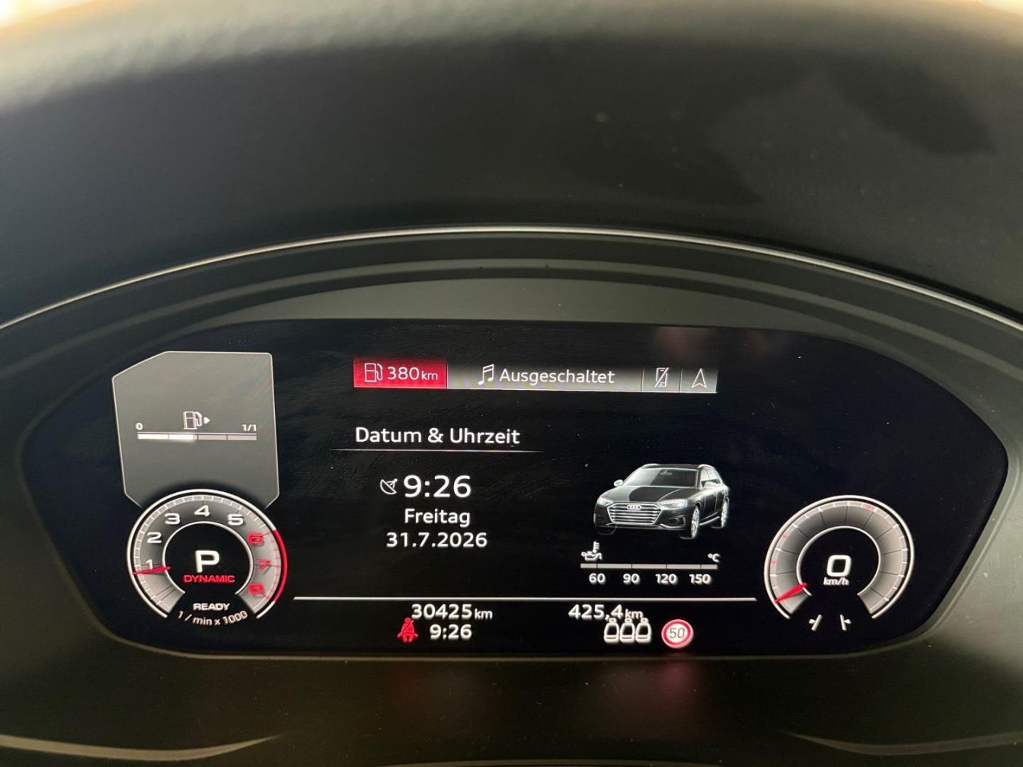 Bild über Audi A4 Avant S line 40 TFSI S tronic - für weitere Informationen kontaktieren Sie den Audi Partner