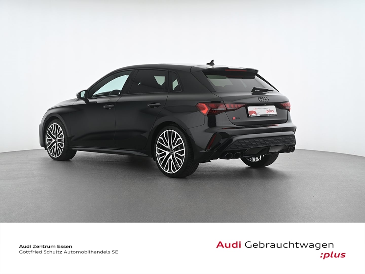 Bild über Audi S3 Sportback TFSI quattro S tronic - für weitere Informationen kontaktieren Sie den Audi Partner