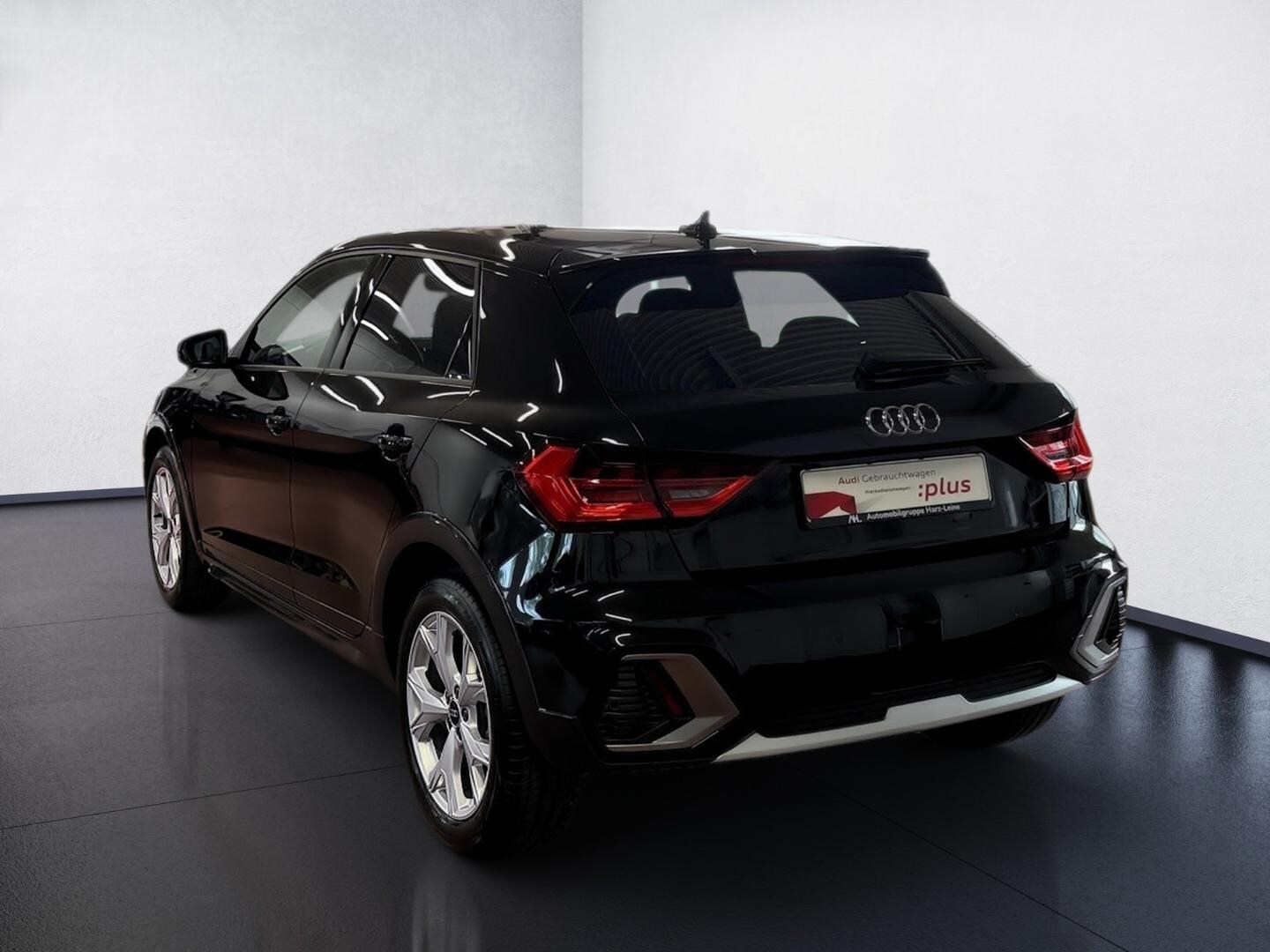 Bild über Audi A1 allstreet 30 TFSI S tronic - für weitere Informationen kontaktieren Sie den Audi Partner