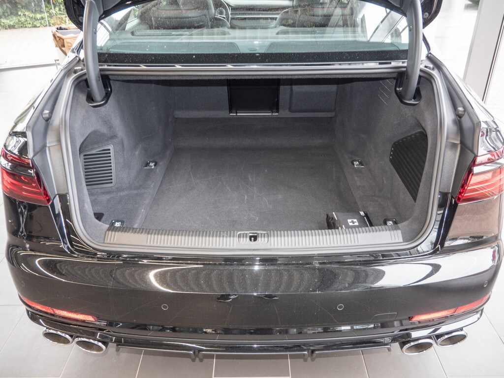 Image about Audi S8 TFSI quattro tiptronic