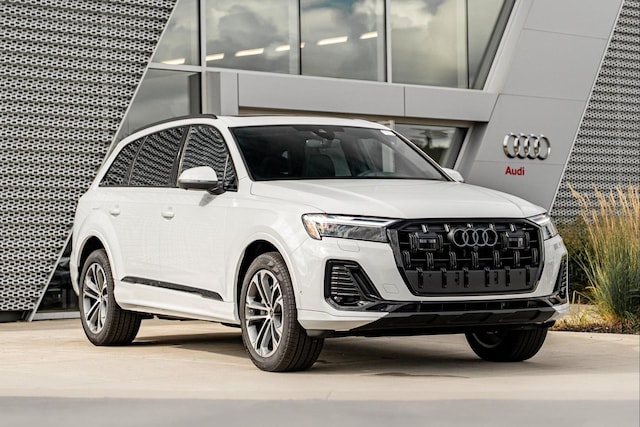 2026 Audi Q7 Premium