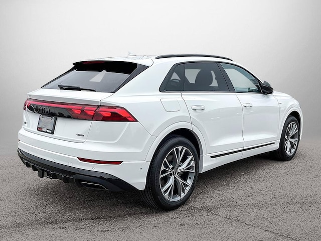 2026 Audi Q8