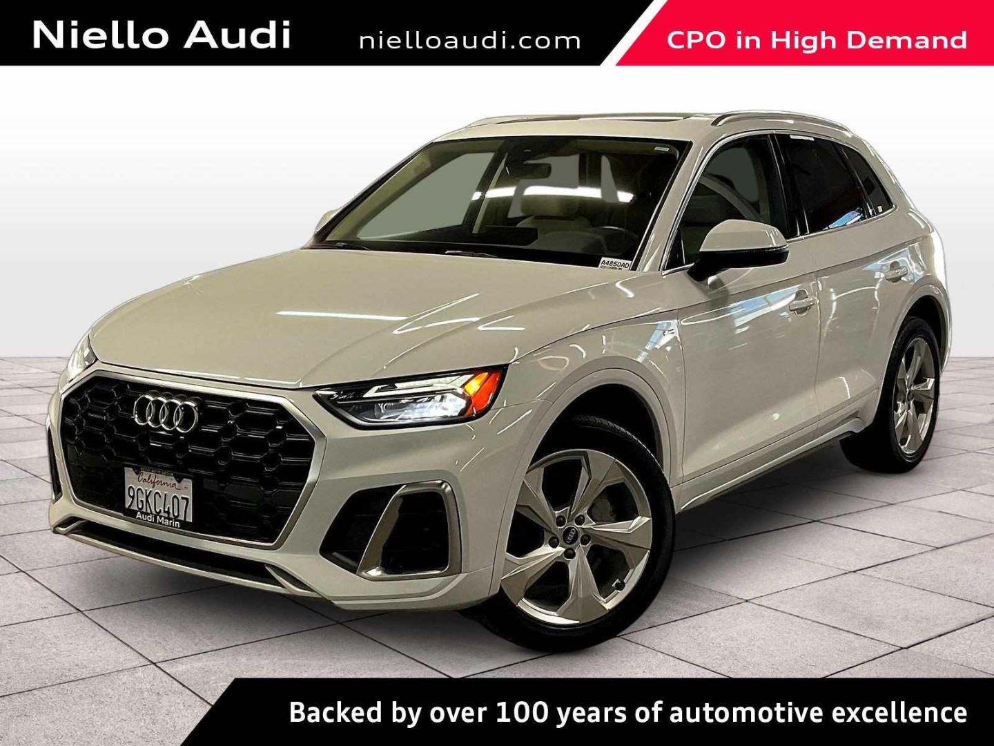 2023 Audi Q5 45 Premium Plus's photo