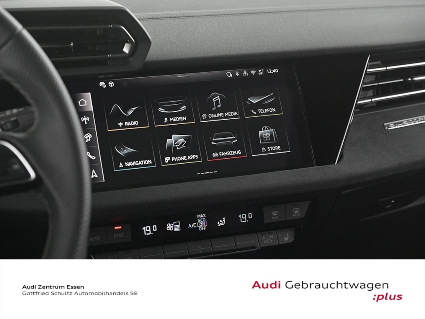 Bild über Audi S3 Sportback TFSI quattro S tronic - für weitere Informationen kontaktieren Sie den Audi Partner