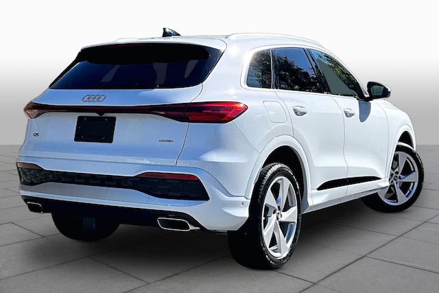 2025 Audi New Q5 Premium Plus - Photo 13