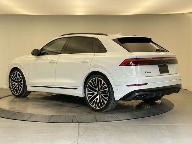 2025 Audi SQ8