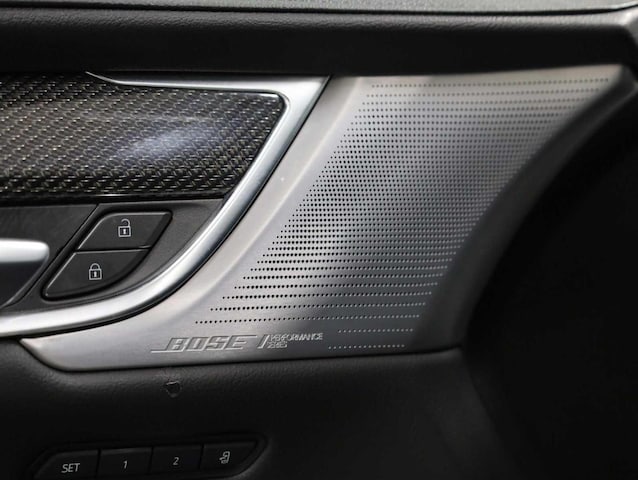 2023 Cadillac XT5 Sport - Photo 17