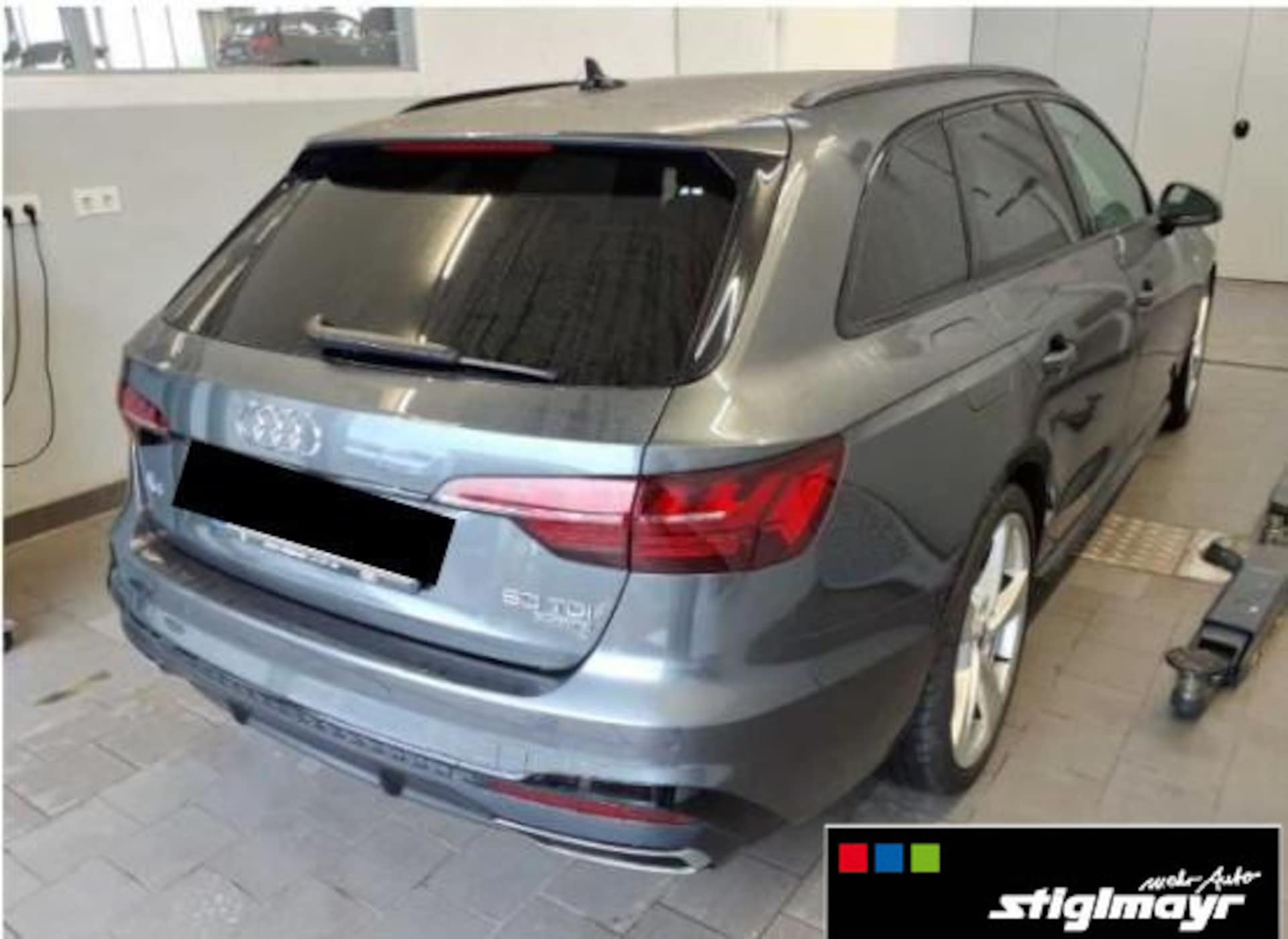 Audi A4 Avant S line