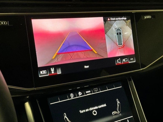 2025 Audi Q8