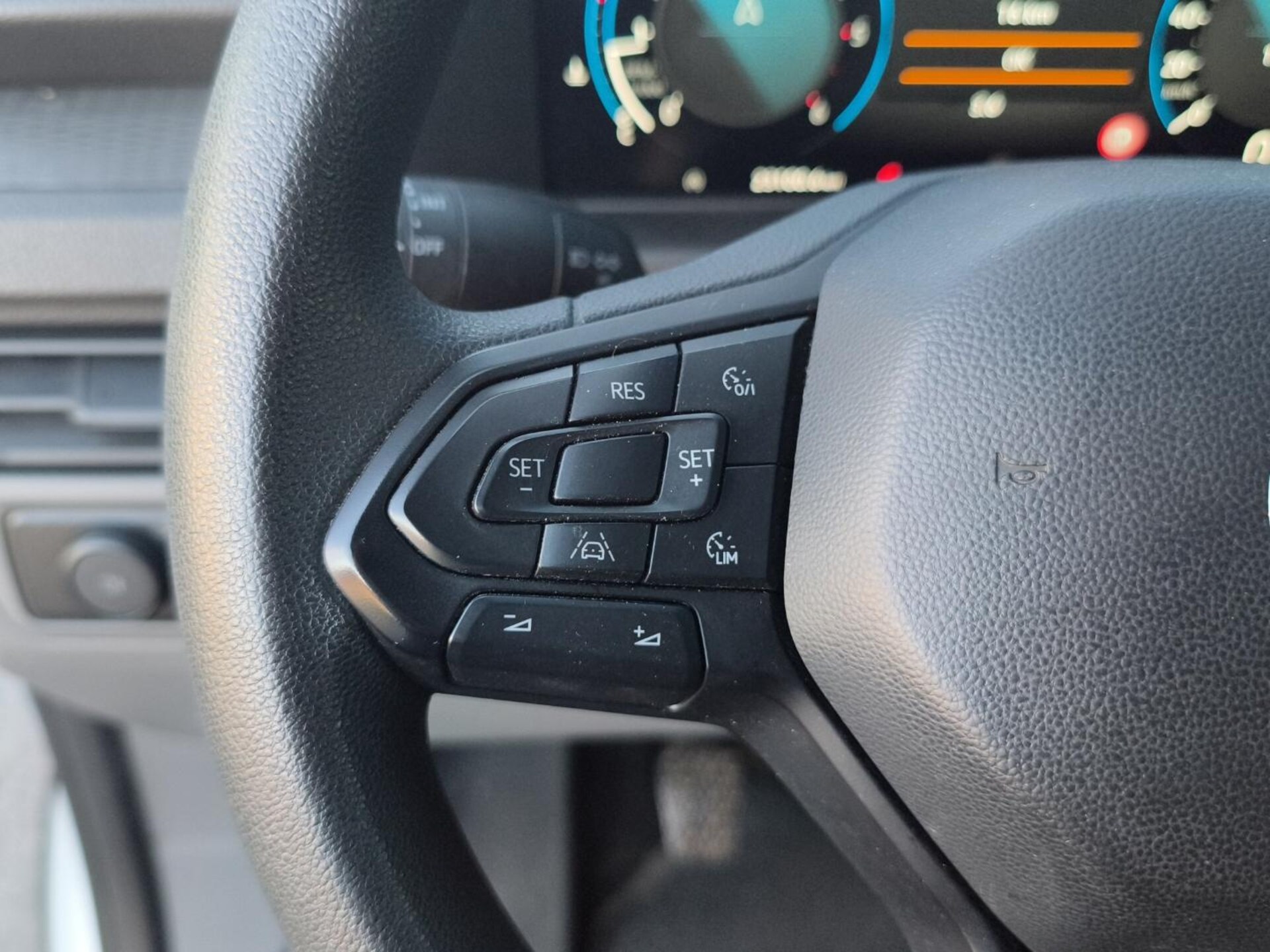 Volkswagen Transporter Kasten langer Radstand