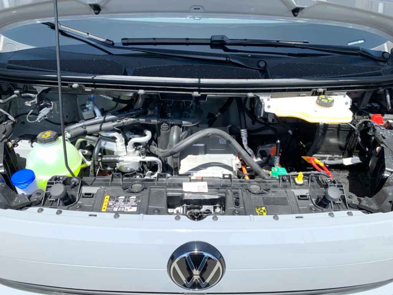 Volkswagen Transporter Kasten kurzer Radstand – Bild 16