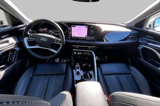 2025 Audi New Q5 Premium Plus - Photo 16