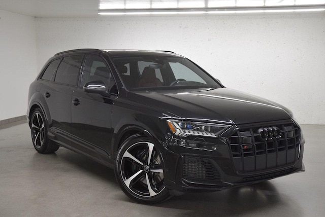Image de {{modelName}} 2023 Audi SQ7 