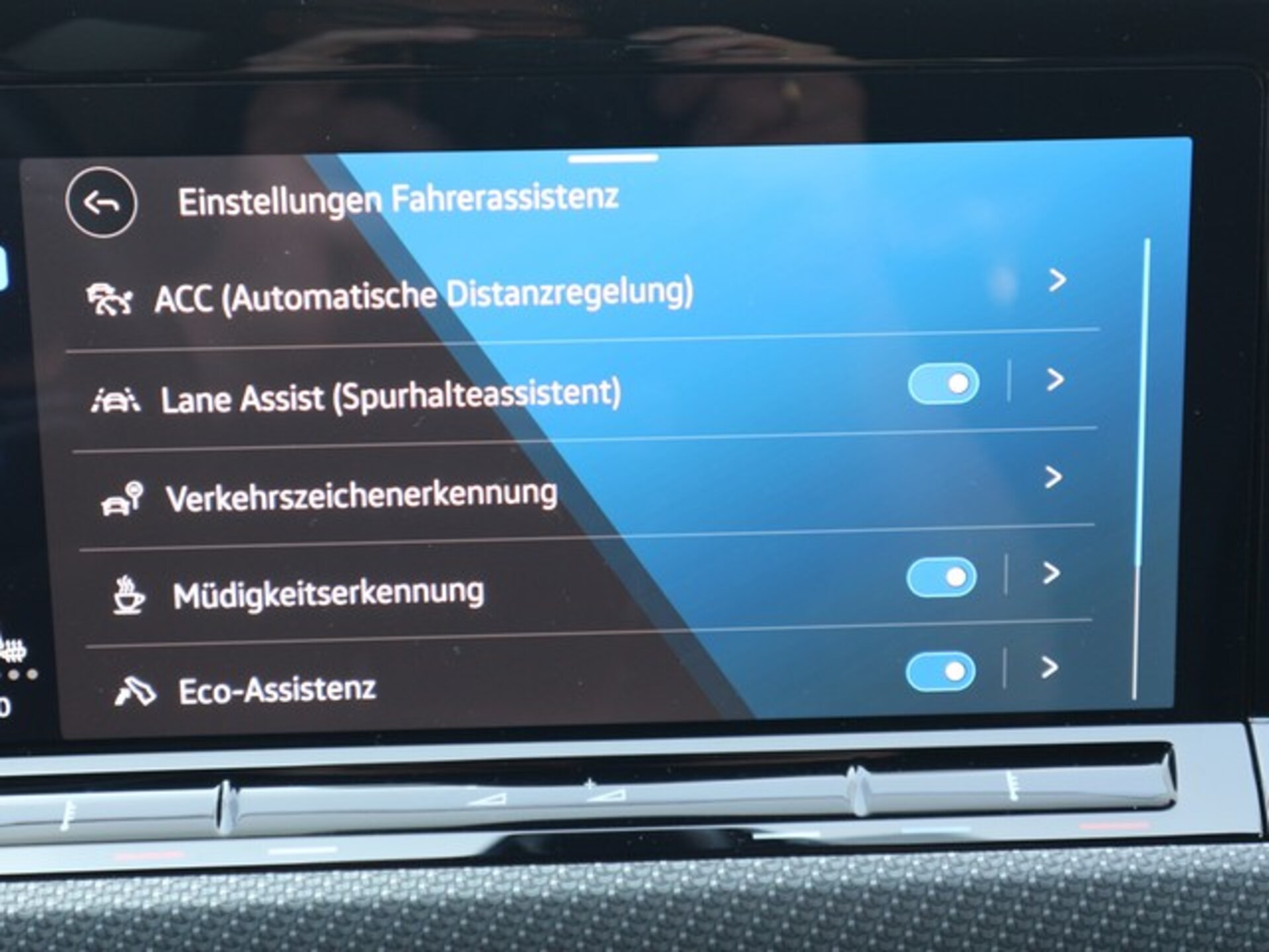 Volkswagen Golf Variant R-Line