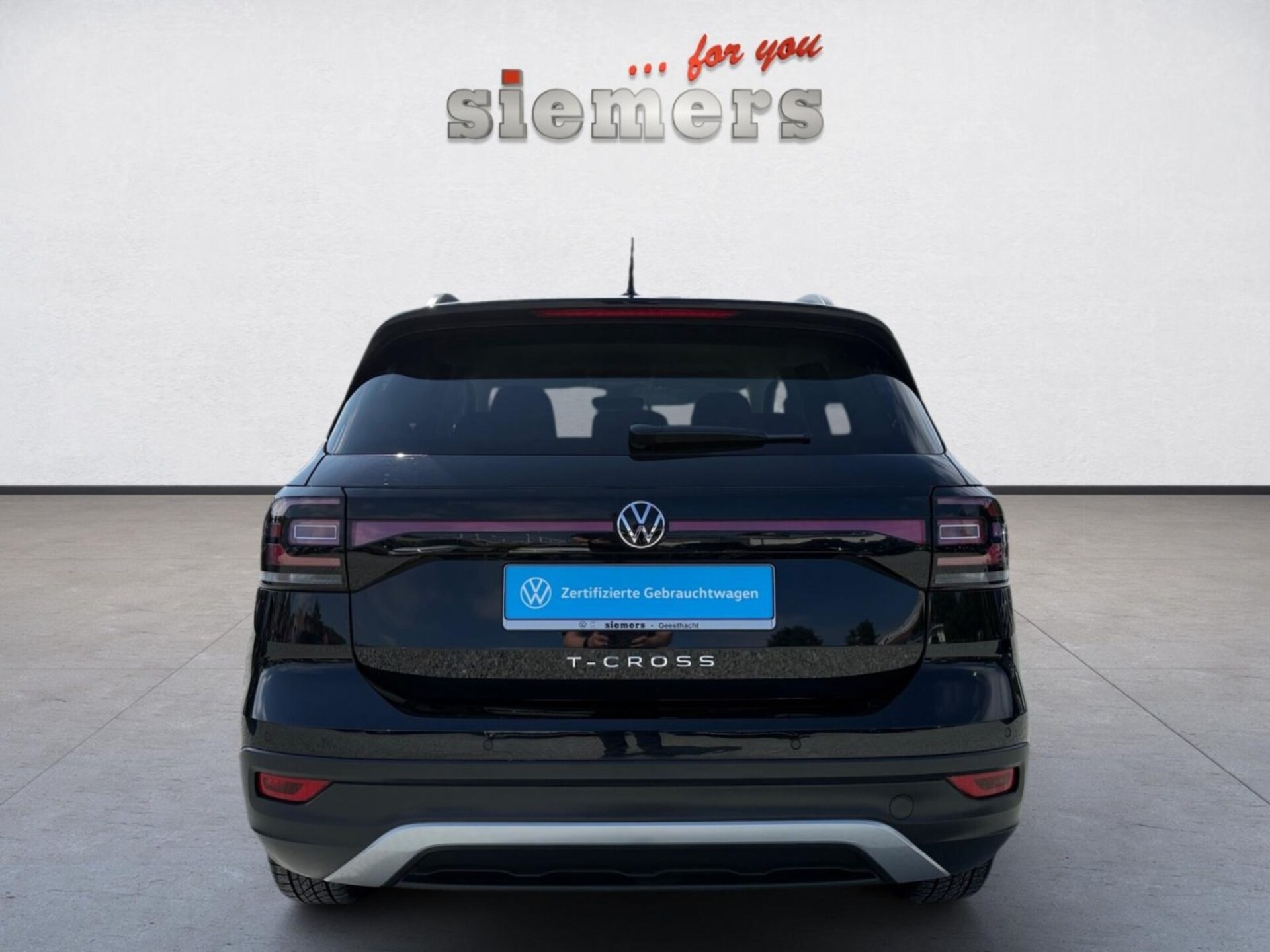 Volkswagen T-Cross United