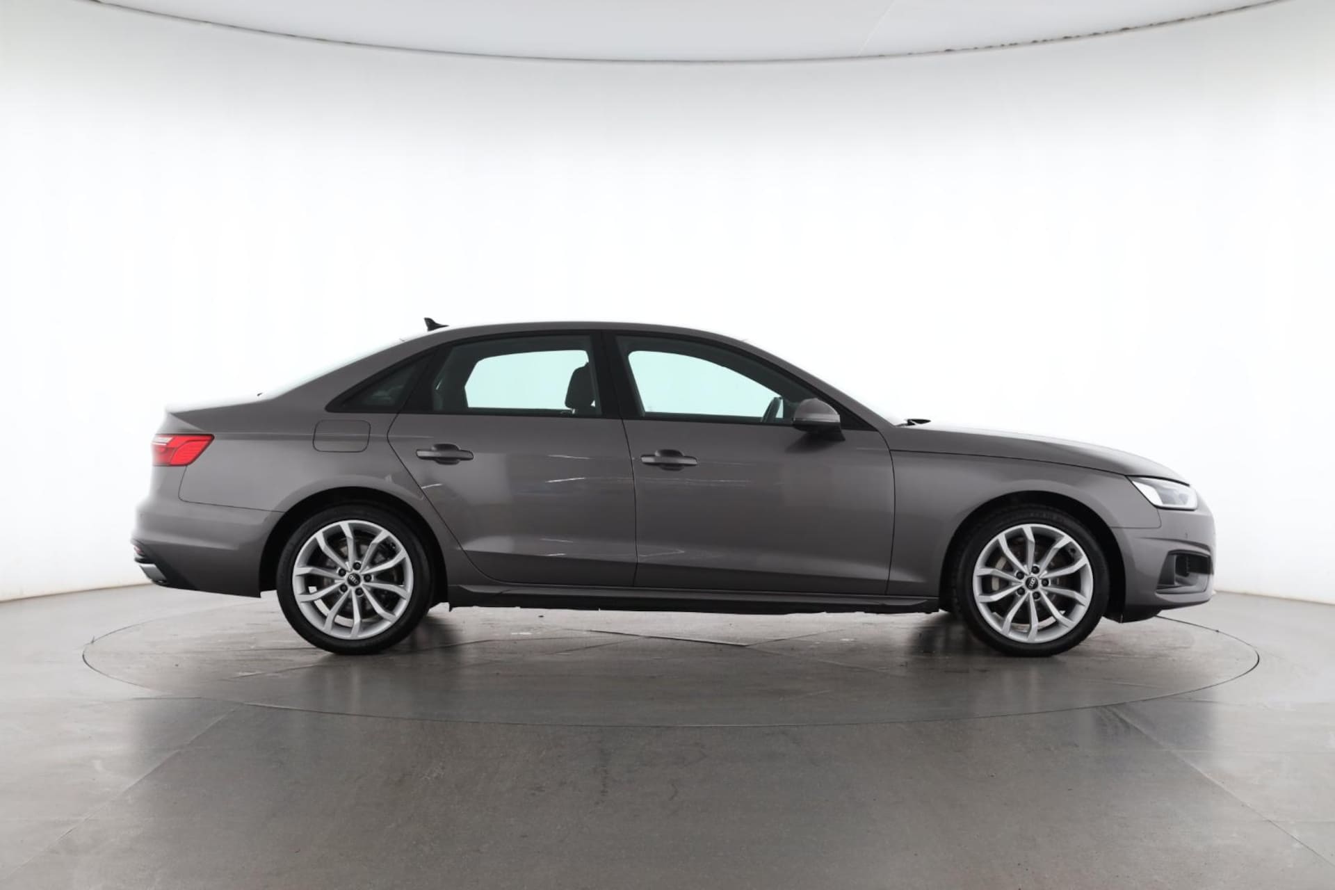 Audi A4 Limousine Advanced